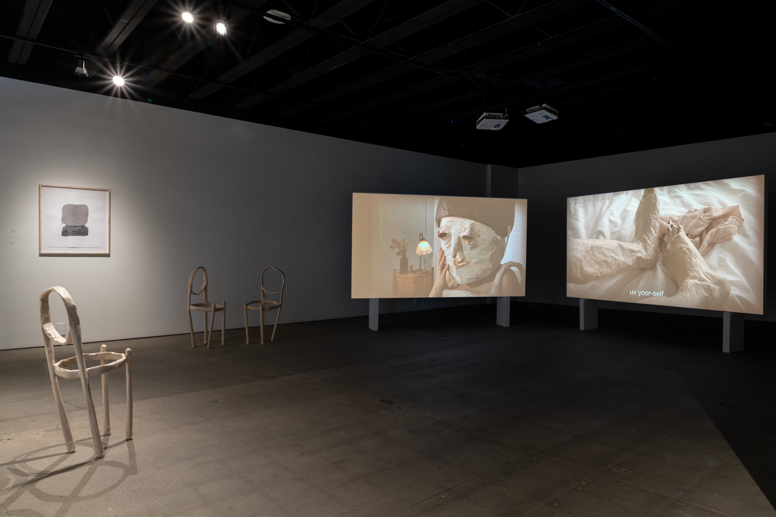   EN CAYSS UV ROMANSS , installation view, 2022 Documentation by EG Schempf   