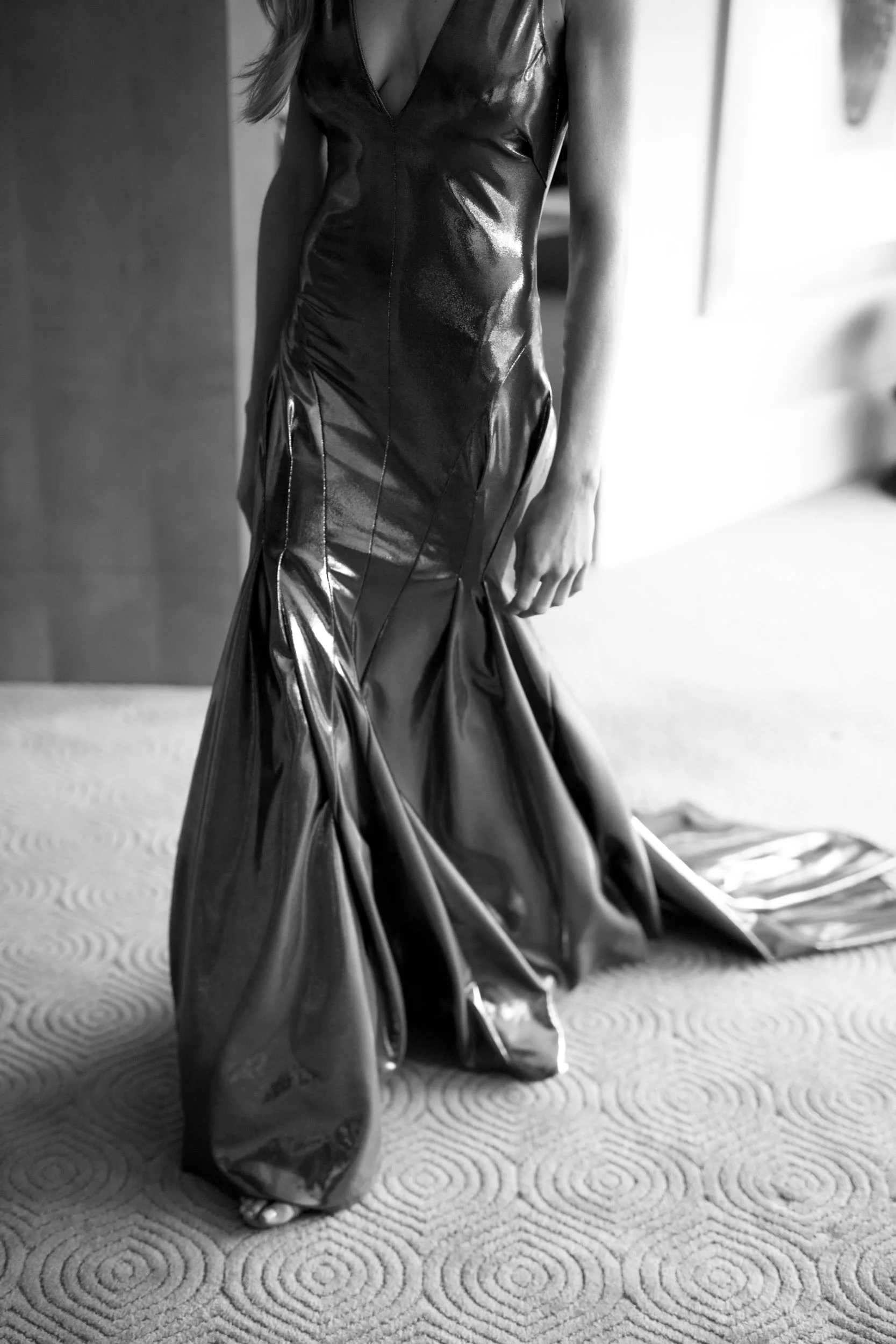 White Vine Photography-Sophie Harmer-2018-Brownlow-best-dressed-Georgia-Young-Couture-Melbourne-Photographer-Crown-Fshion (5 of 13).jpg