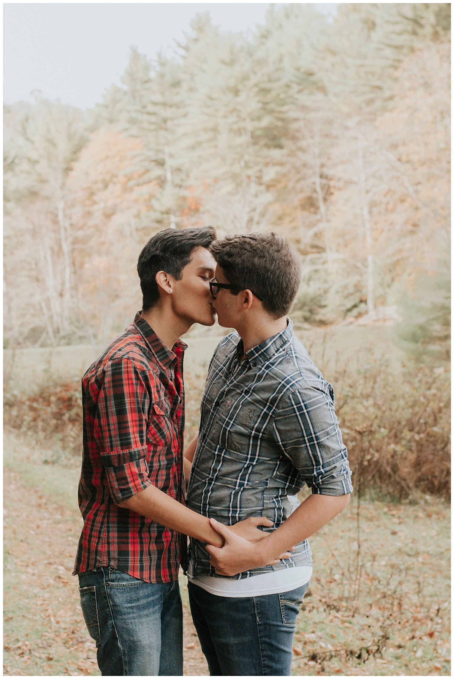  adventurous anniversary session in blowing rock, nc |north carolina elopement photographer | mountain elopement inspiration | wild onyx photography | www.wildonyxphotography.com 