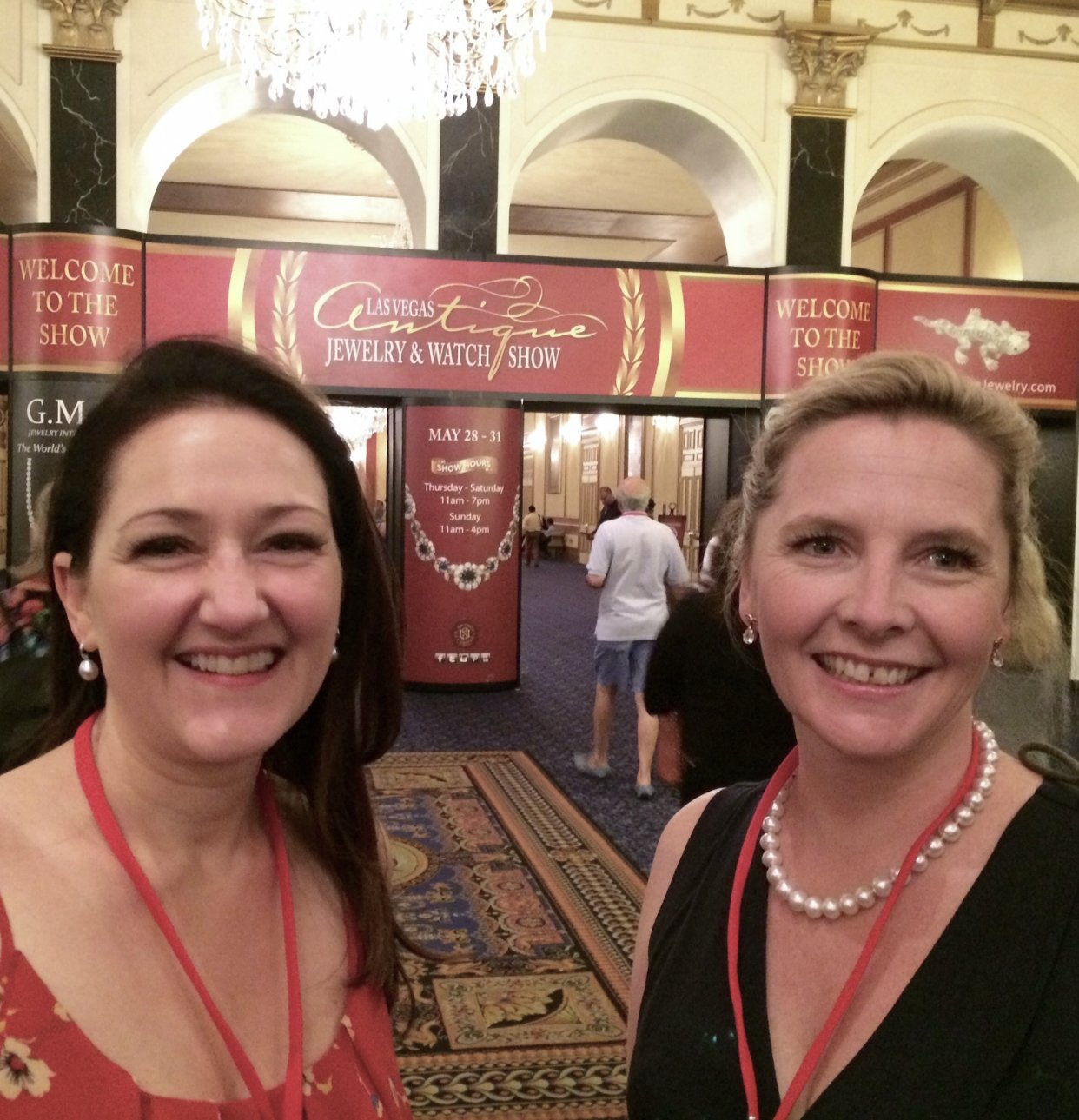 Kirstin and Victoria at Las Vegas Jewellery Trade Show.jpg