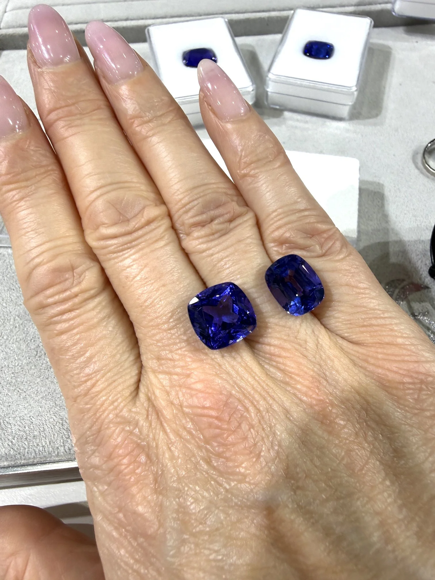 Tanzanite choices.jpg