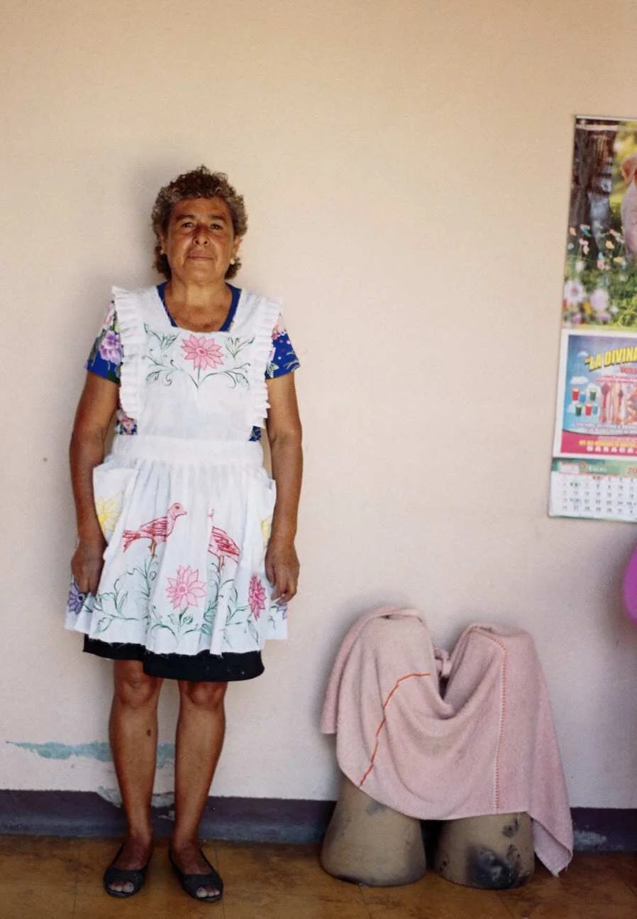 Artisan Leticia of Atzompa