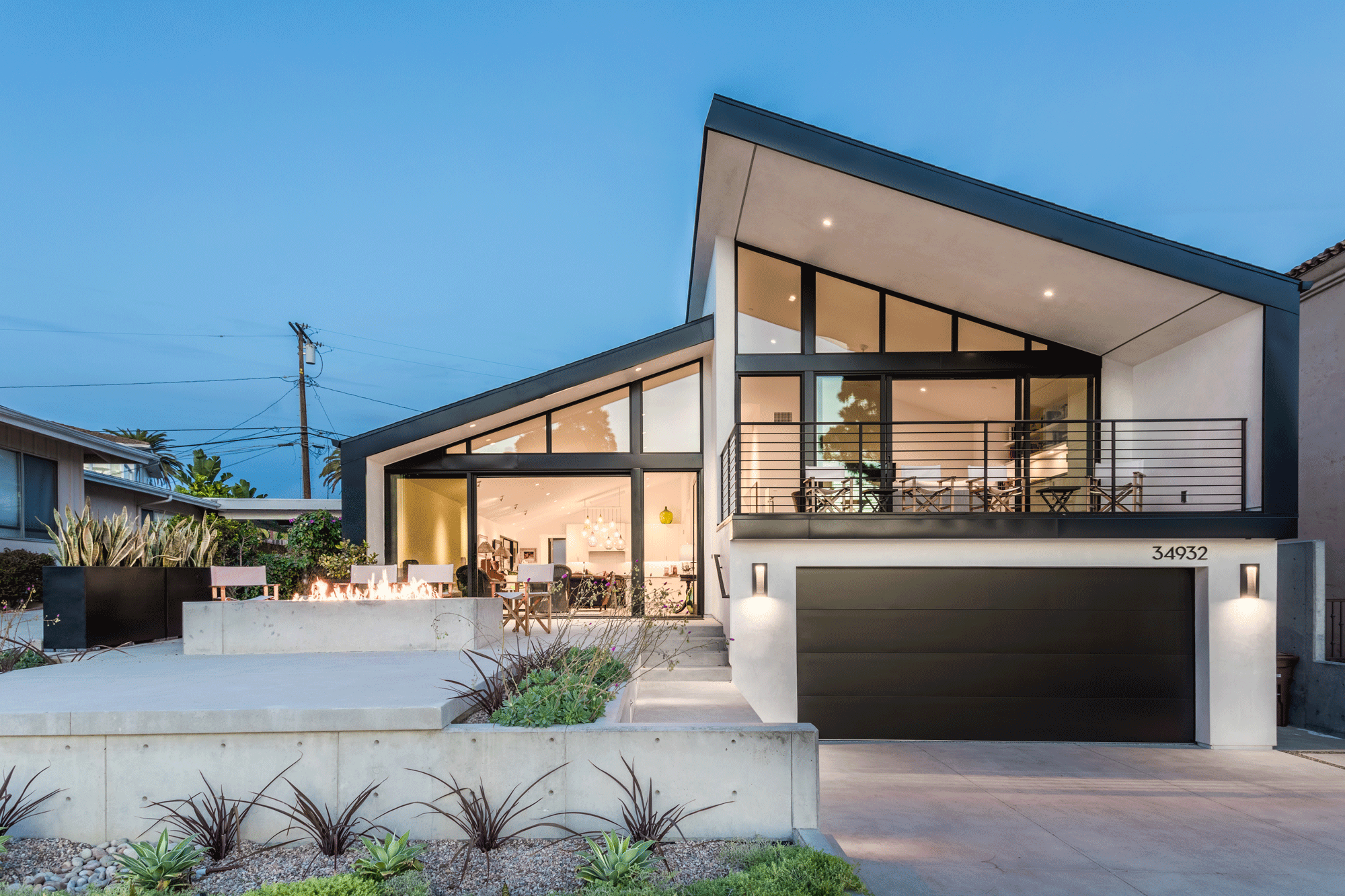 Hudgins_Design_Laguna_Beach_Architecture_11.18_119.gif