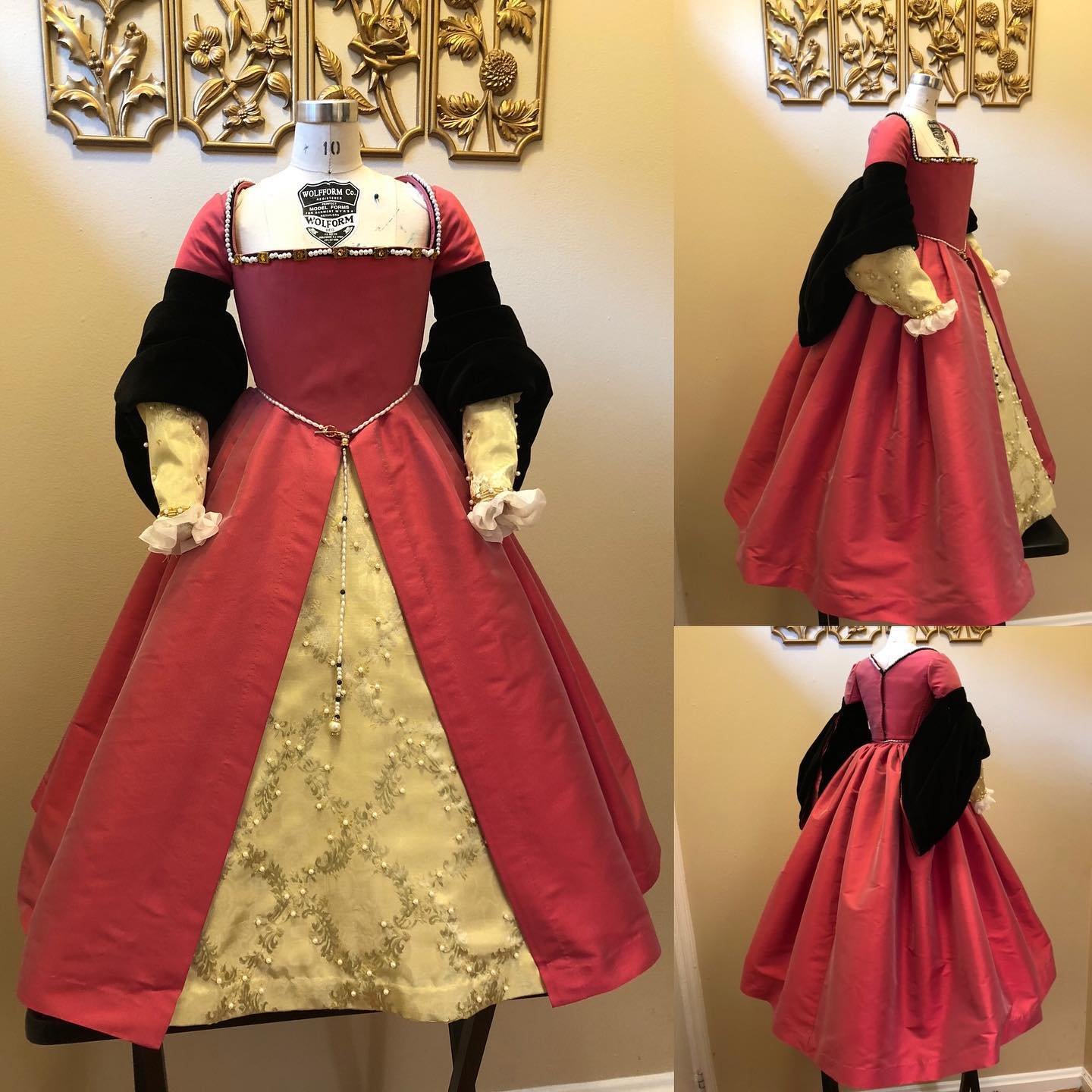 Tudor Gown, 1520s-1550s