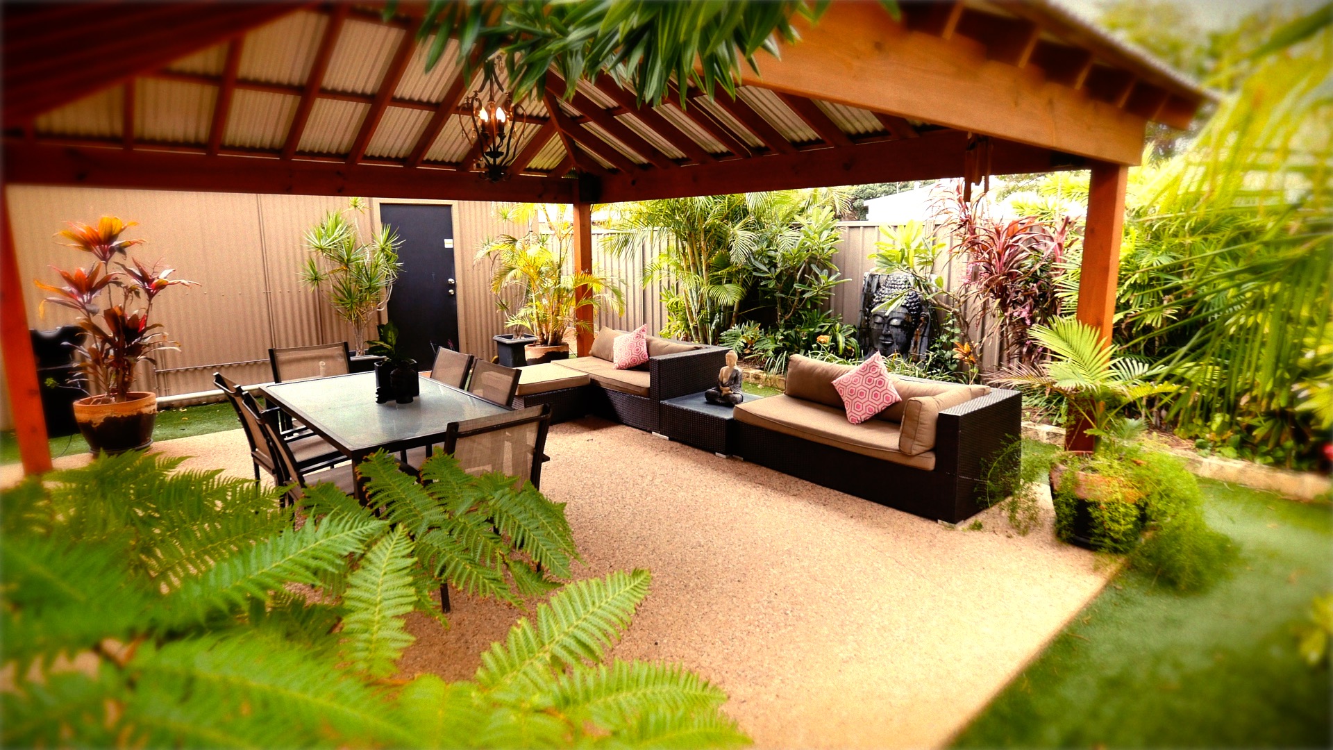 HotLocs Geraldton Stills 4.jpg