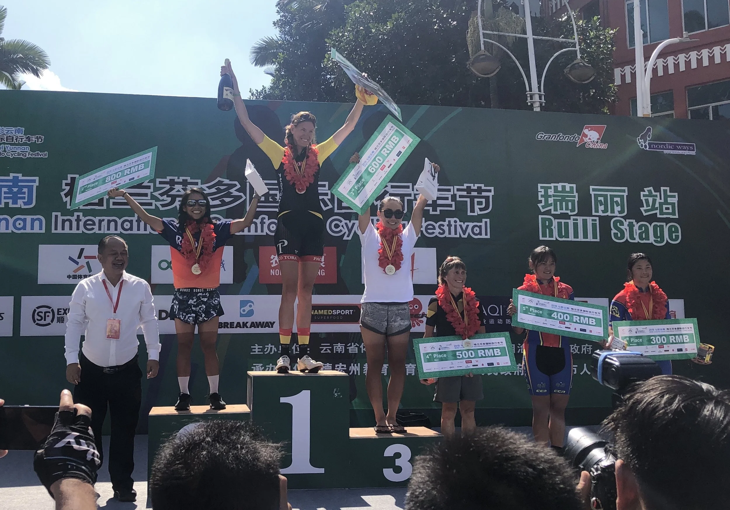 Miga &amp; Stegehuis almighty in Ruili