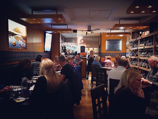 We had a lovely evening last Monday at our Rioja Masterclass! After such success we decided to do it again tomorrow with a representative of Ondarre, Hugonell and Quasar (three of our favourite Rioja producers). This is an amazing opportunity to lear