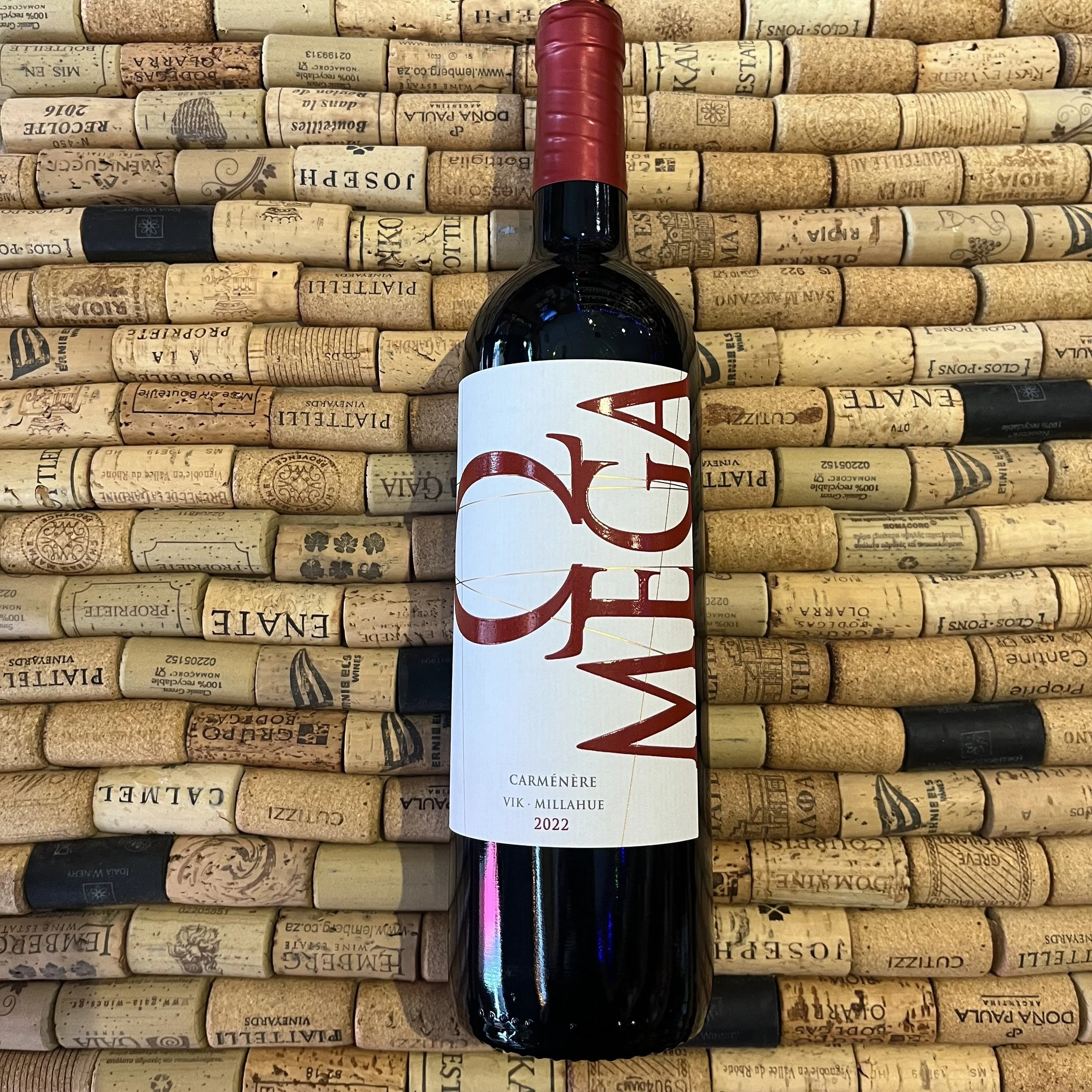 Viña VIK, Omega, Millahue, Valle de Cachapoal, Carmenère, Chile