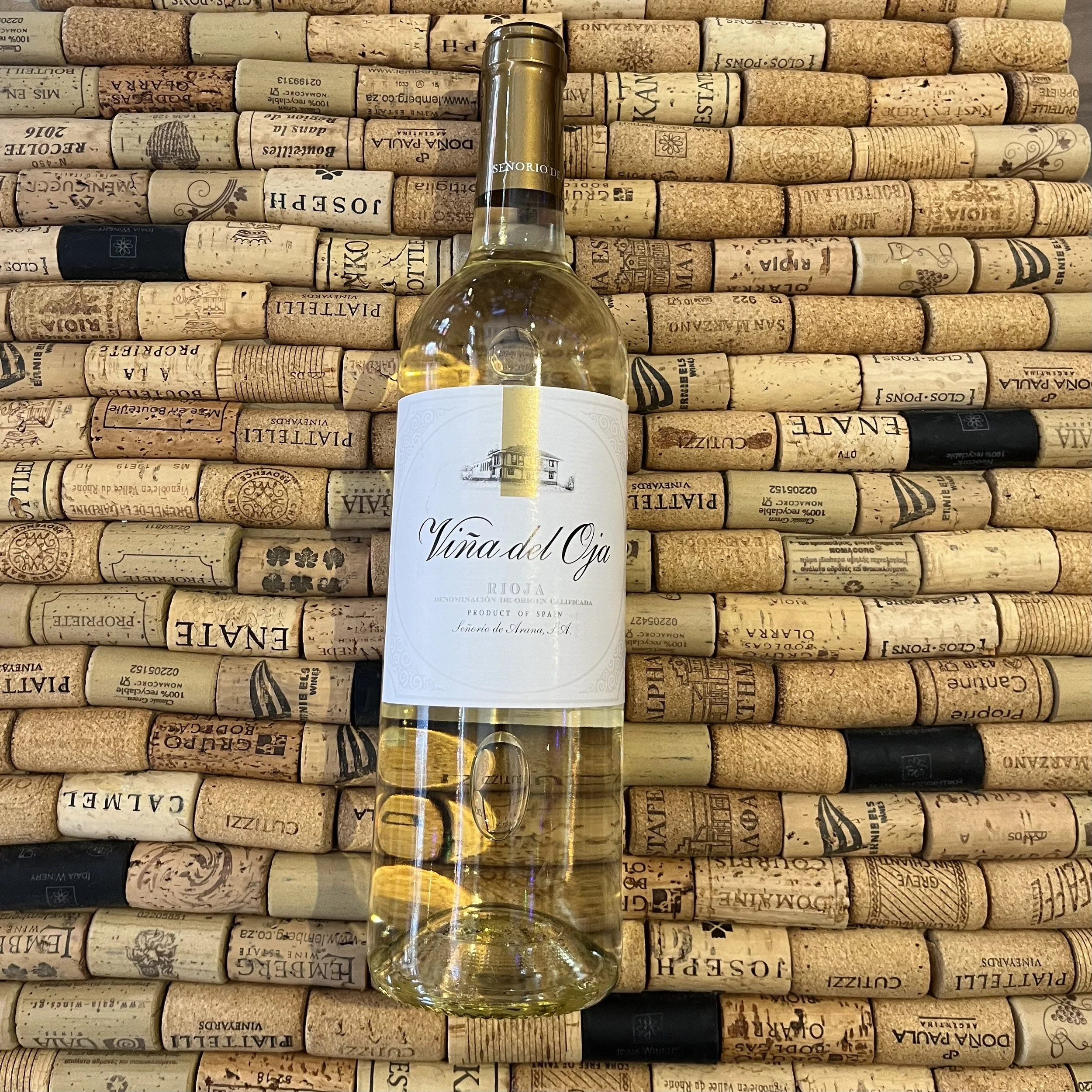 Bodegas Señorío de Arana Viña Del Oja Blanco, Spain
