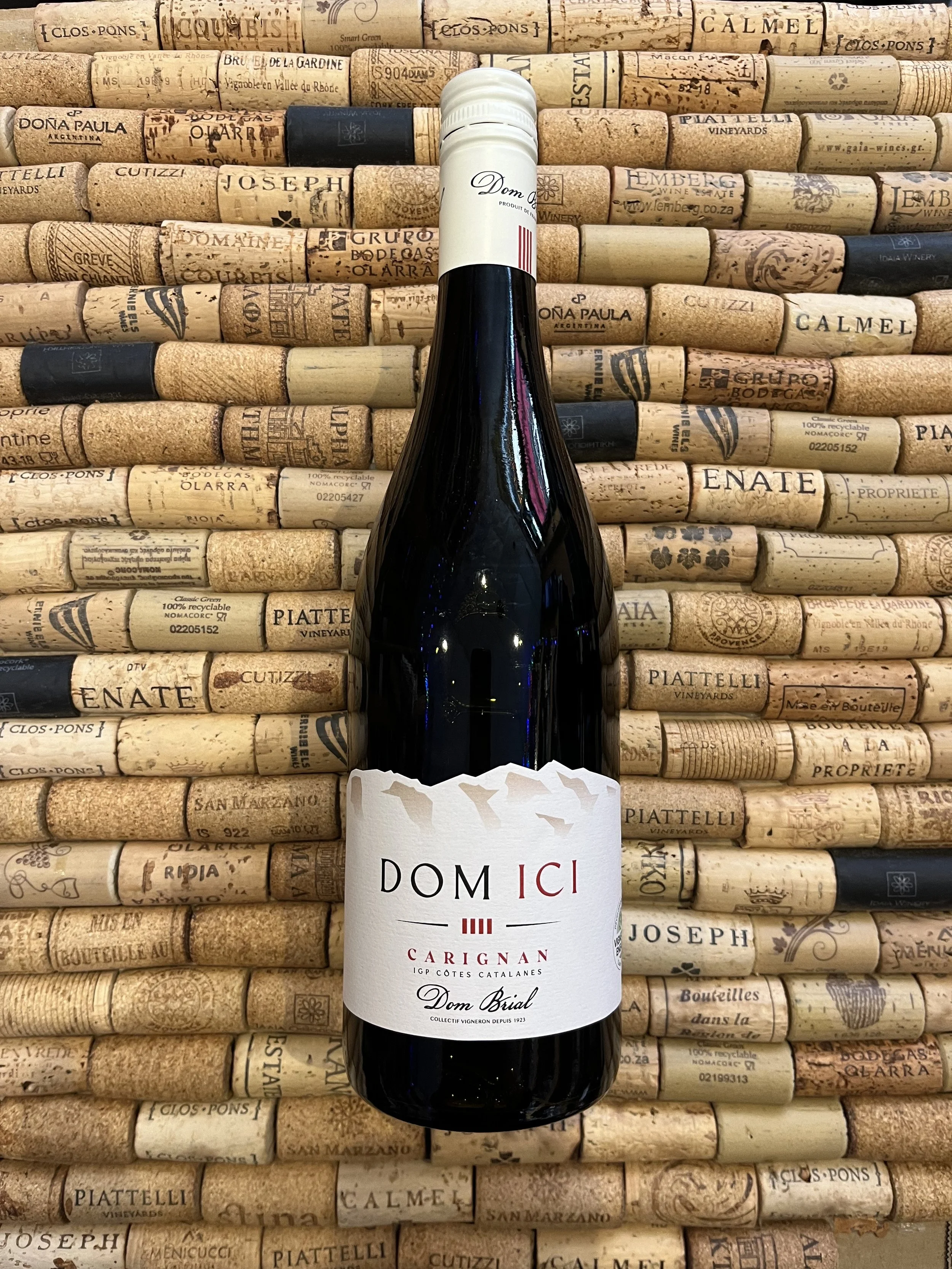 Dom Brial, Côtes Catalanes, 'Dom Ici' Rouge, Carignan