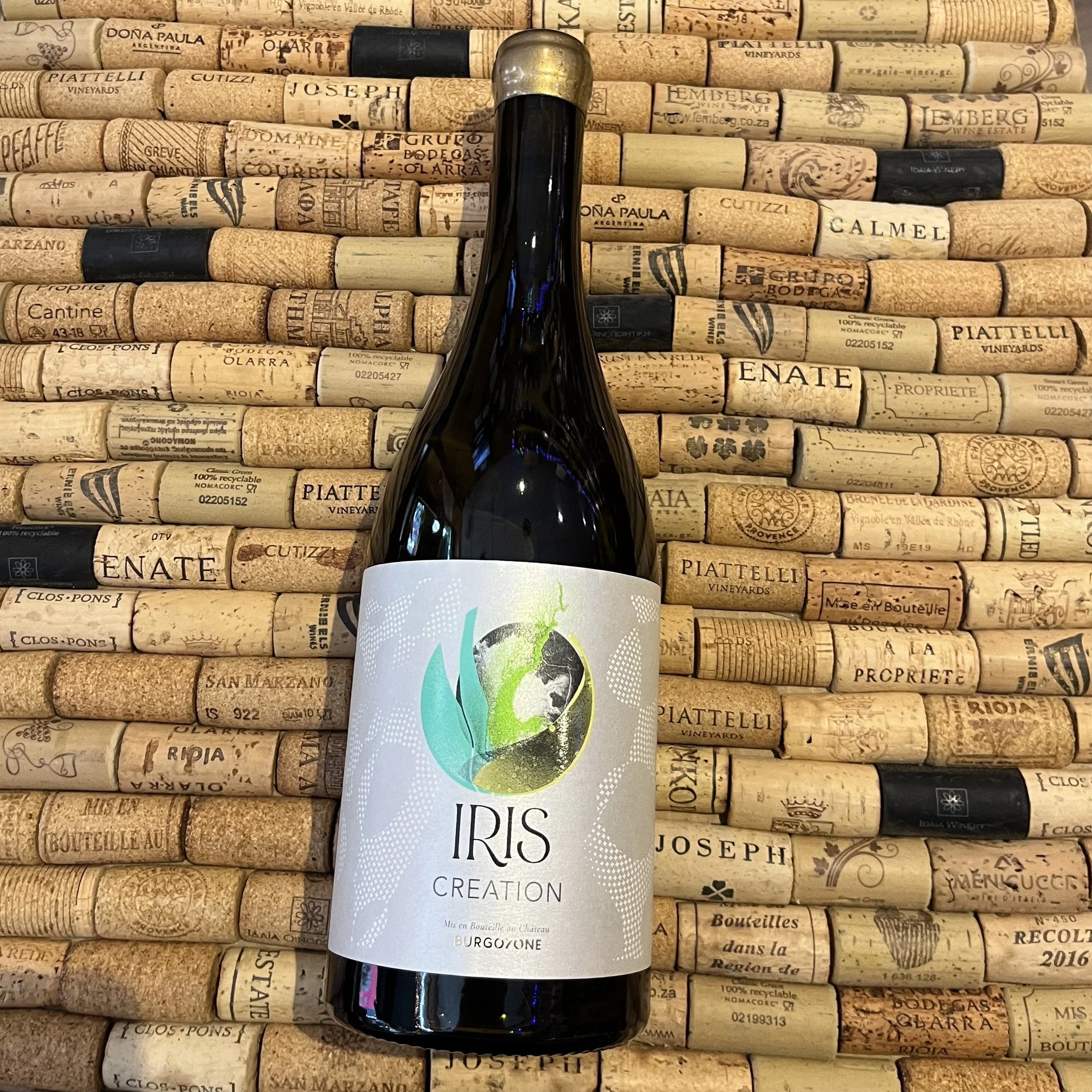 Chateau Burgozone, Iris white blend, Bulgaria