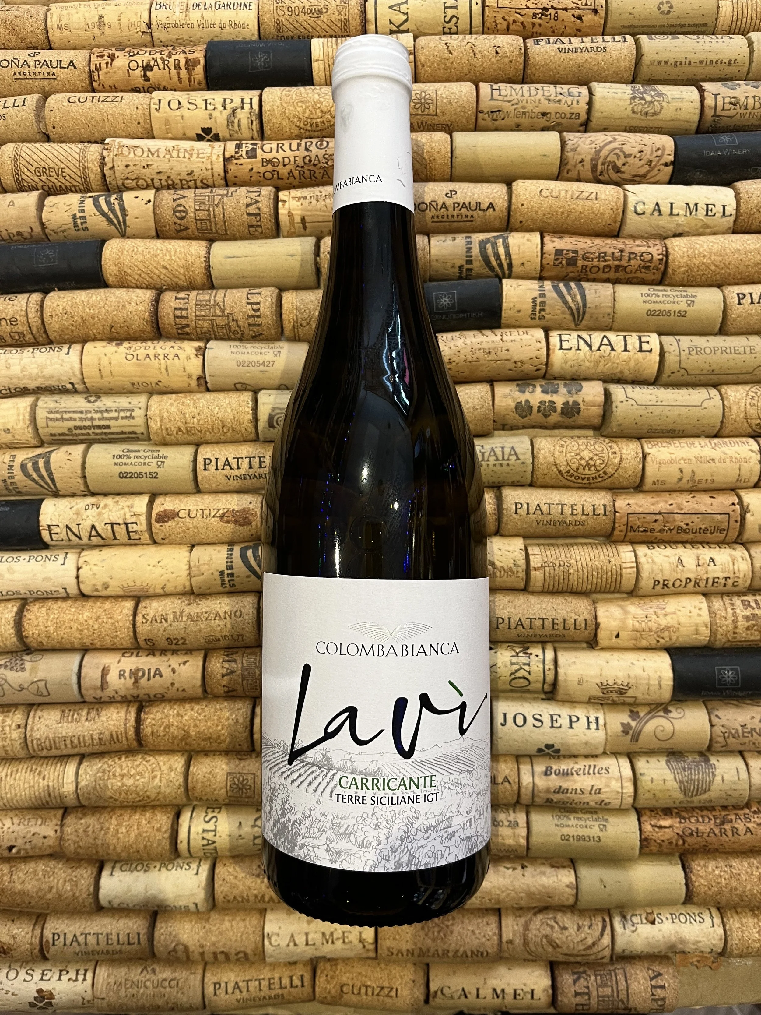 Colomba Bianca, 'Lavi', Sicily, Carricante, Sicily