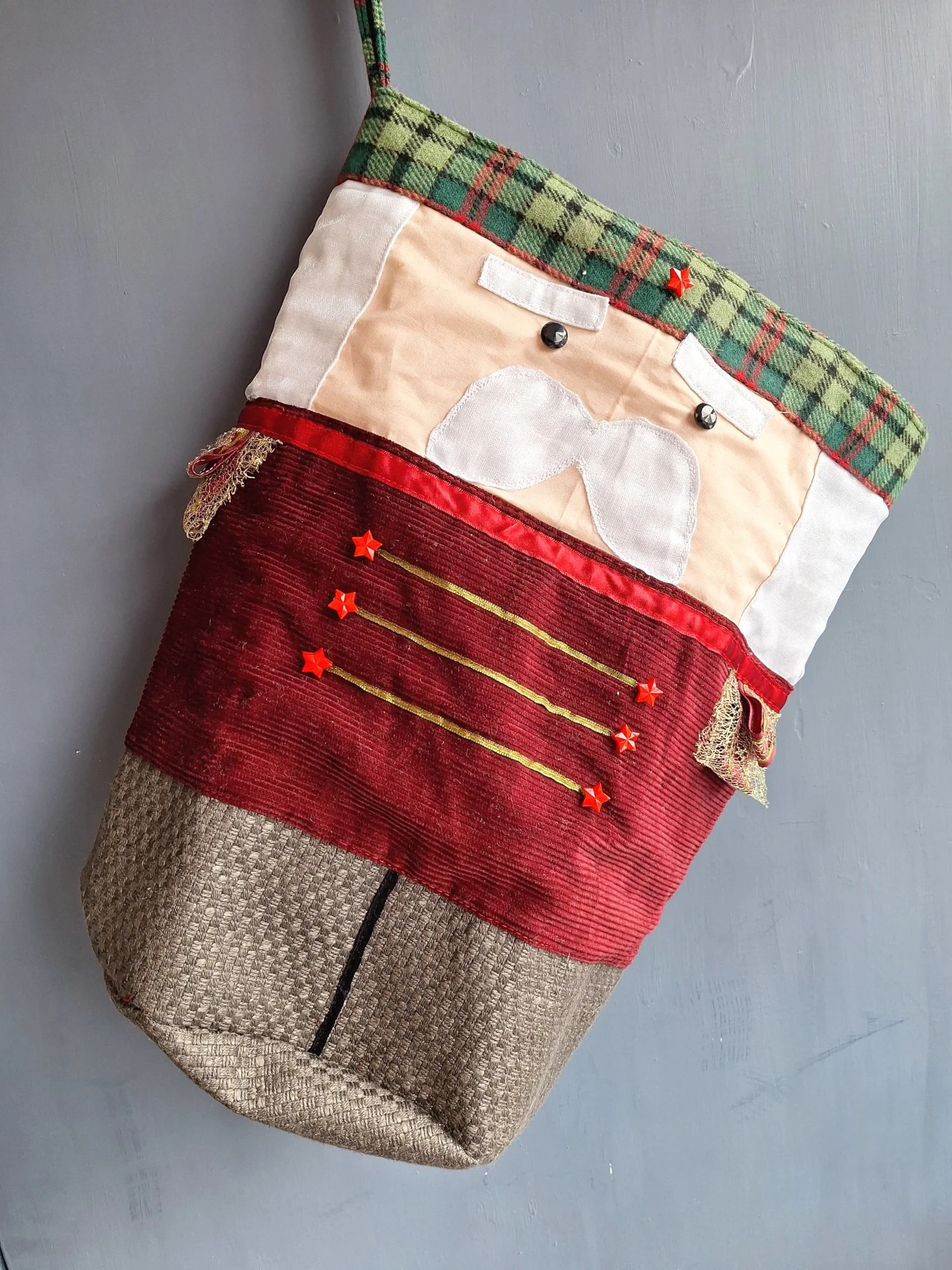 Nutcracker festive present sack