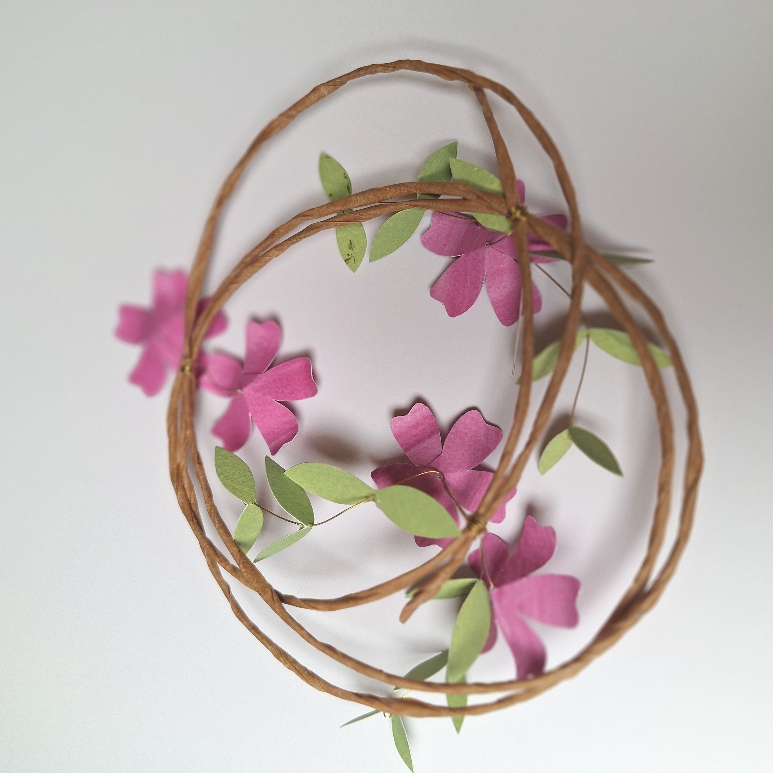 back view of the pink flower mini wreath