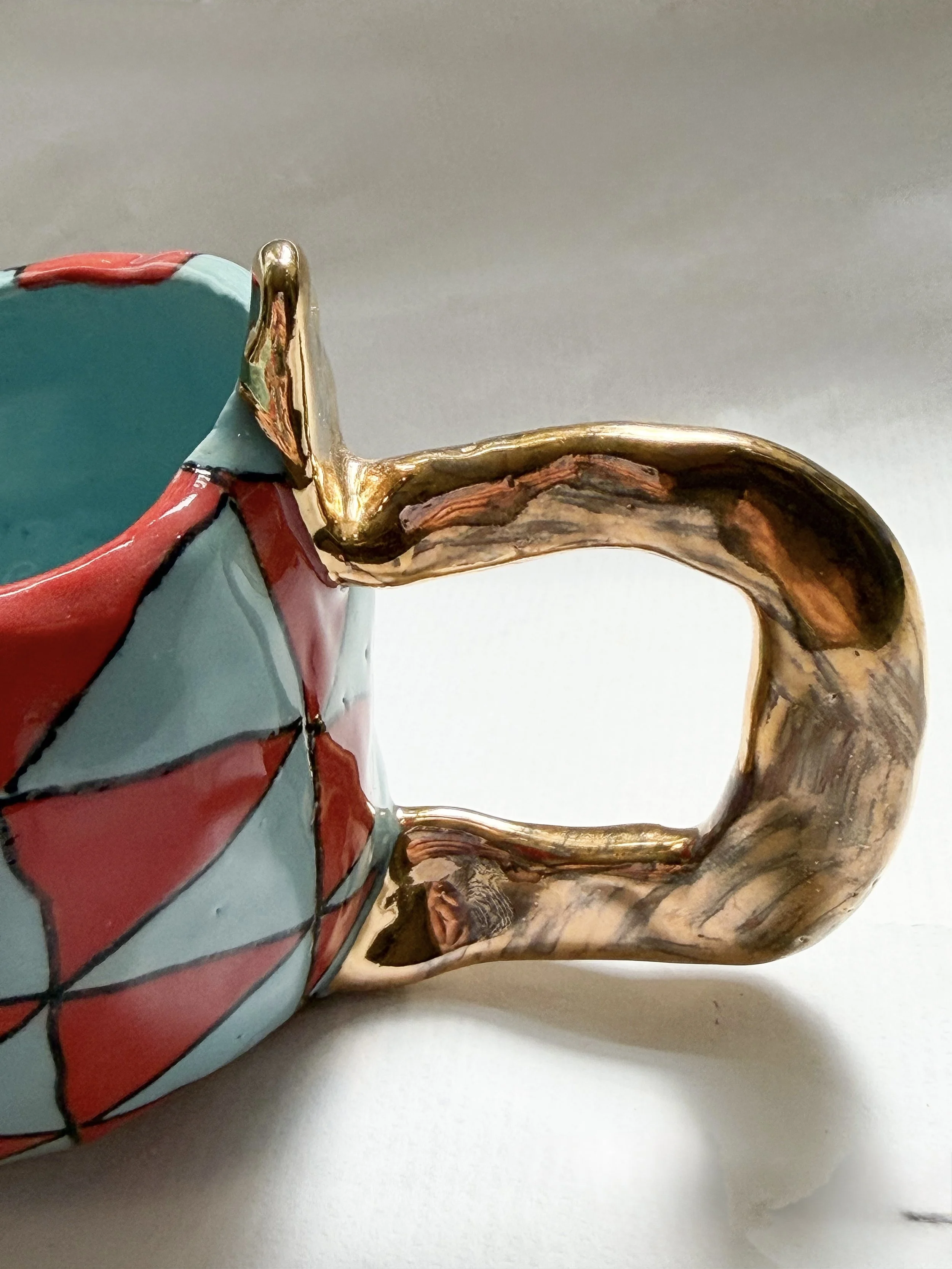 Mug Gold Handle .jpg