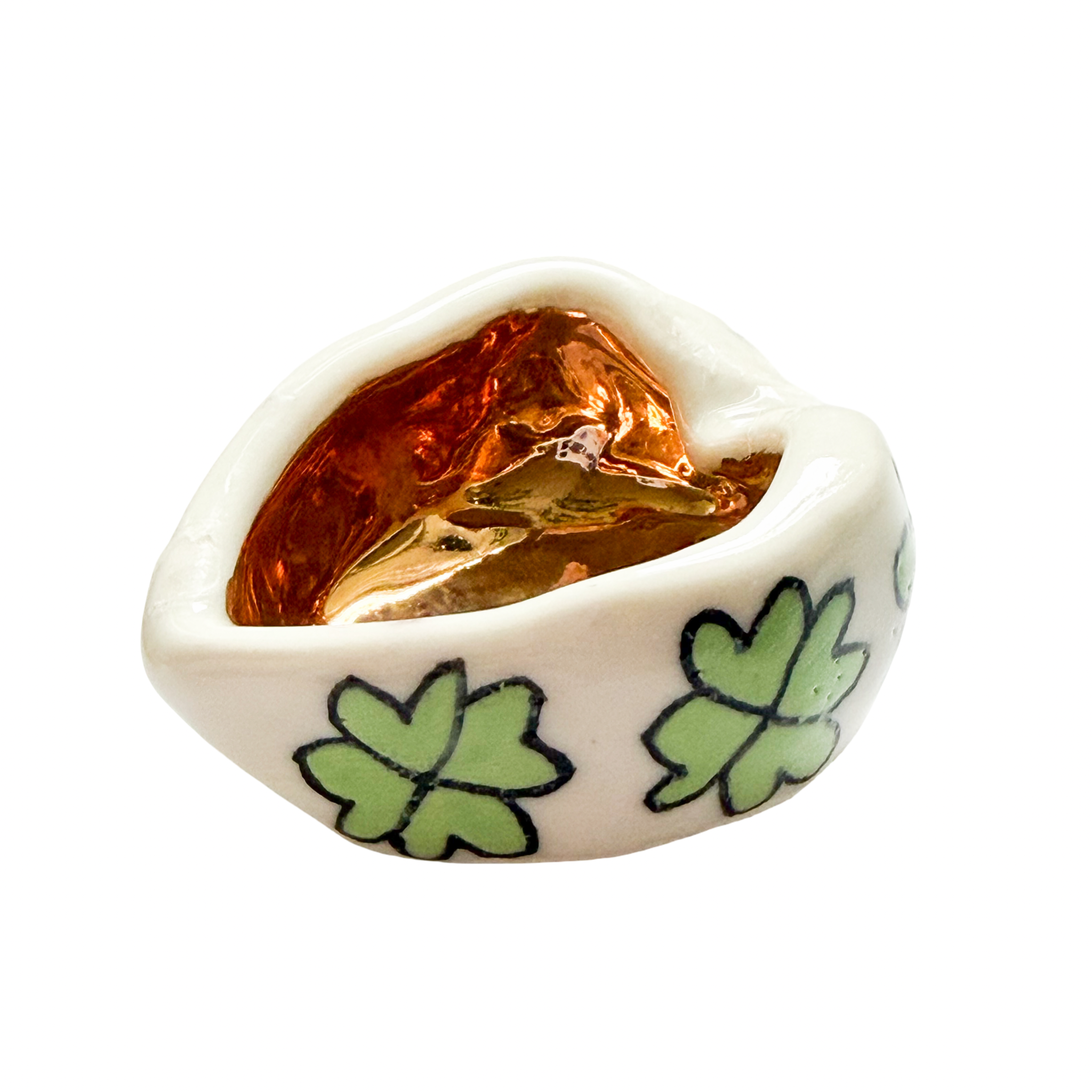 Lucky Clover Heart Pot.png