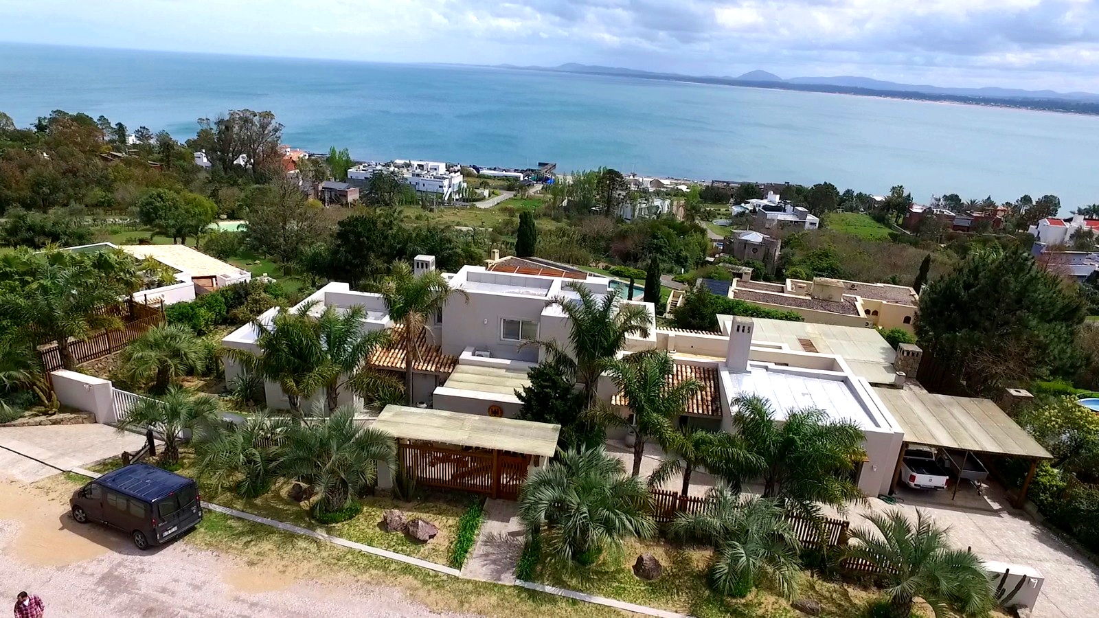 YOGA-RETREAT-PUNTA-DEL-ESTE-EXPERIENCE-RETREATS-FACADE.jpg