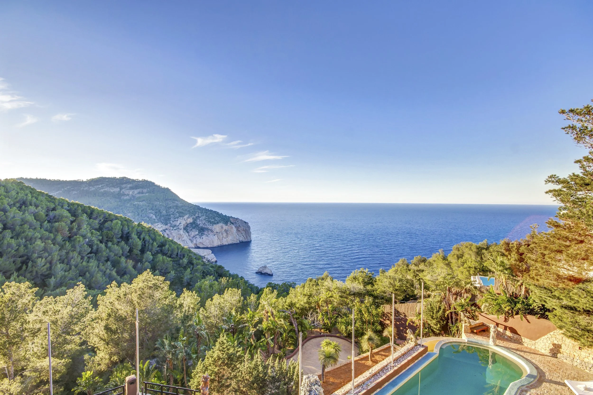 The Cliff view2.jpg