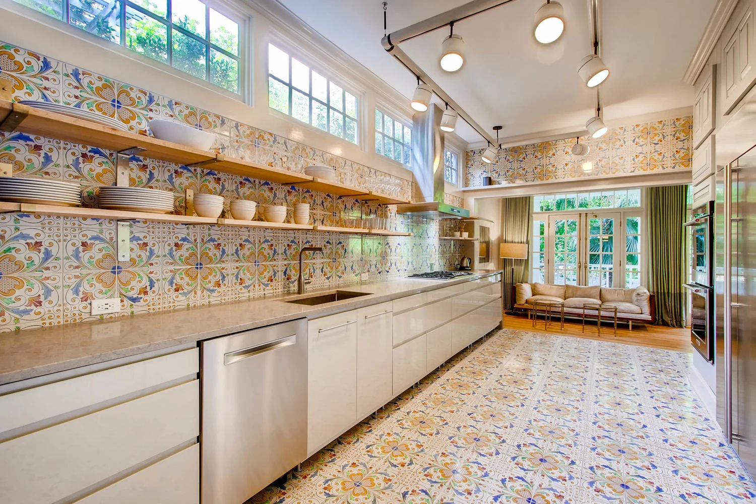 KITCHEN LOOKING TOWARDS SUNROOM