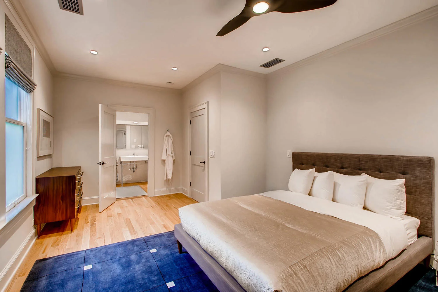 UPSTAIRS BEDROOM 2