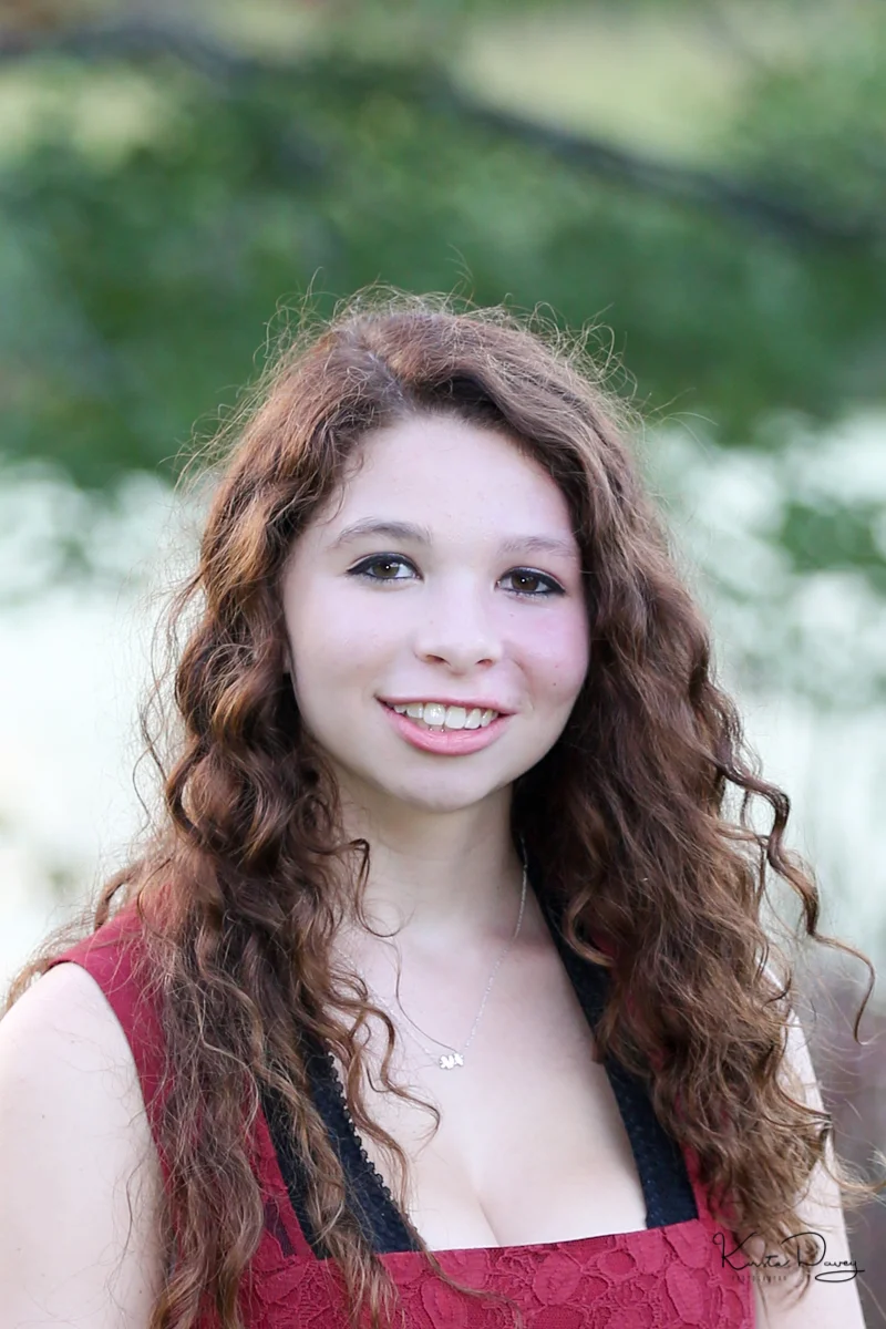 senior lucia3 (1 of 1).jpg