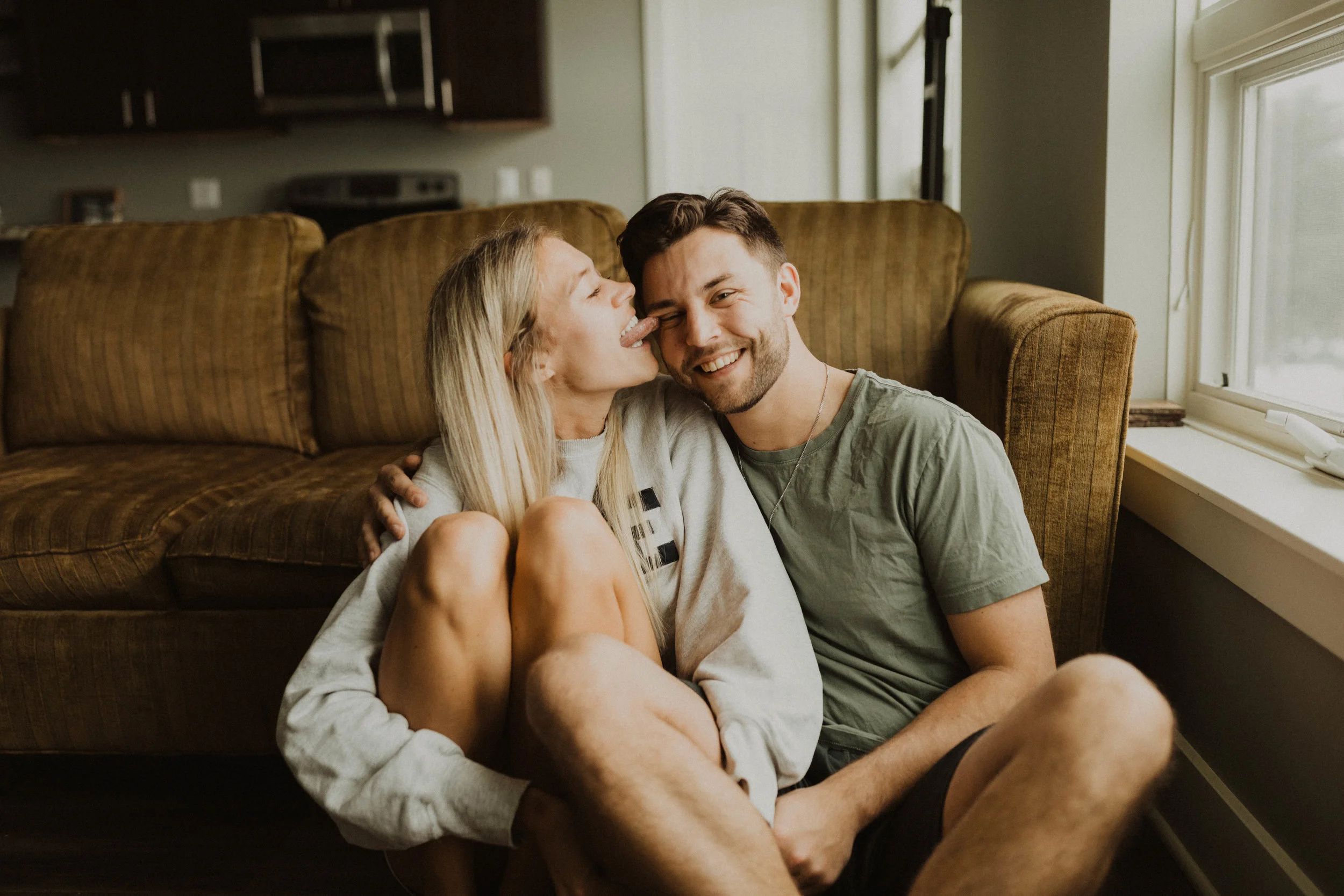 intimate and silly in home session