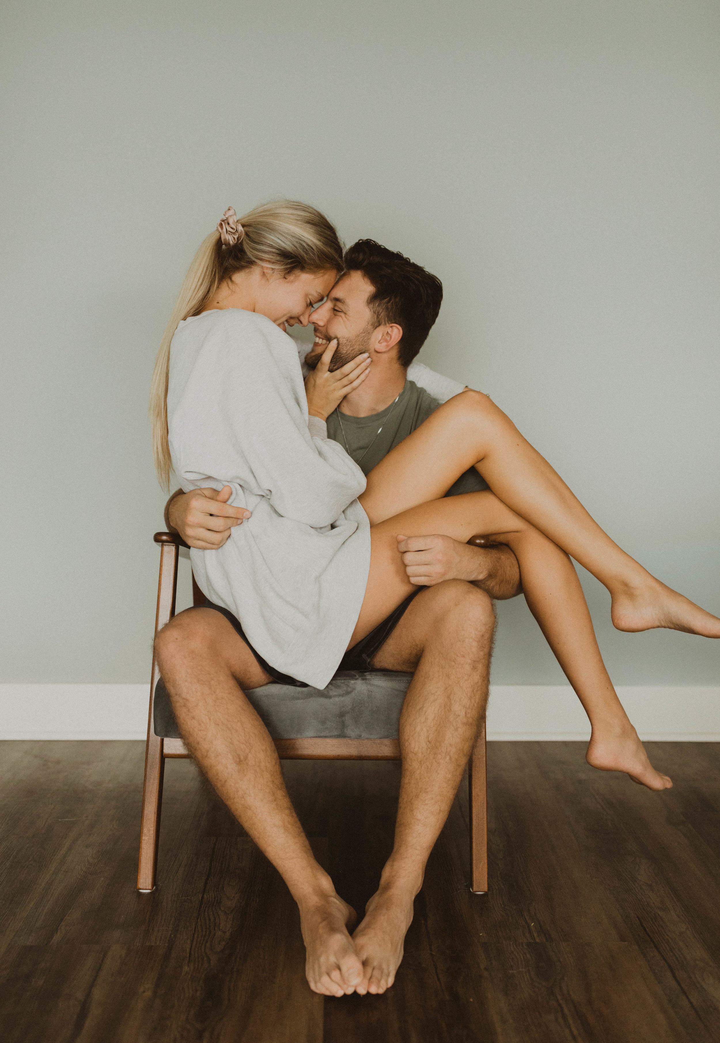 intimate in home engagement