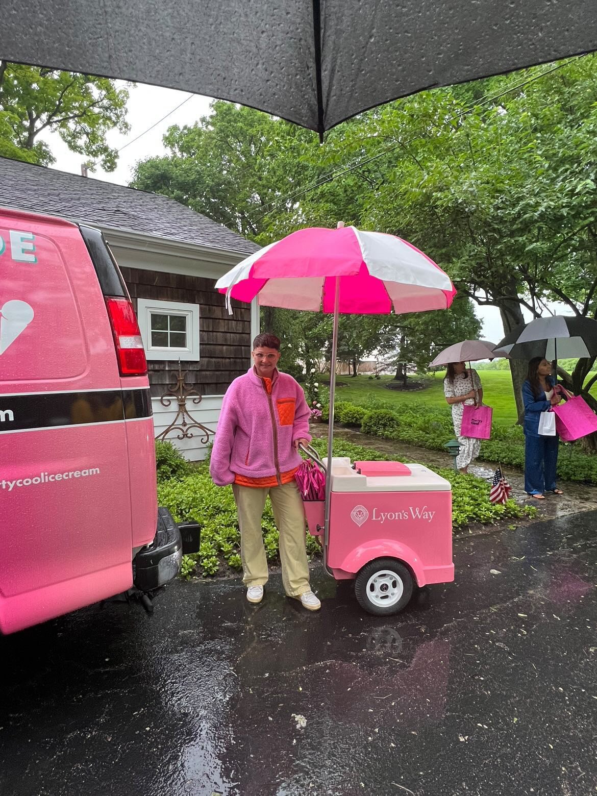 Pink cart and umbrella with client vinyl applied .JPG