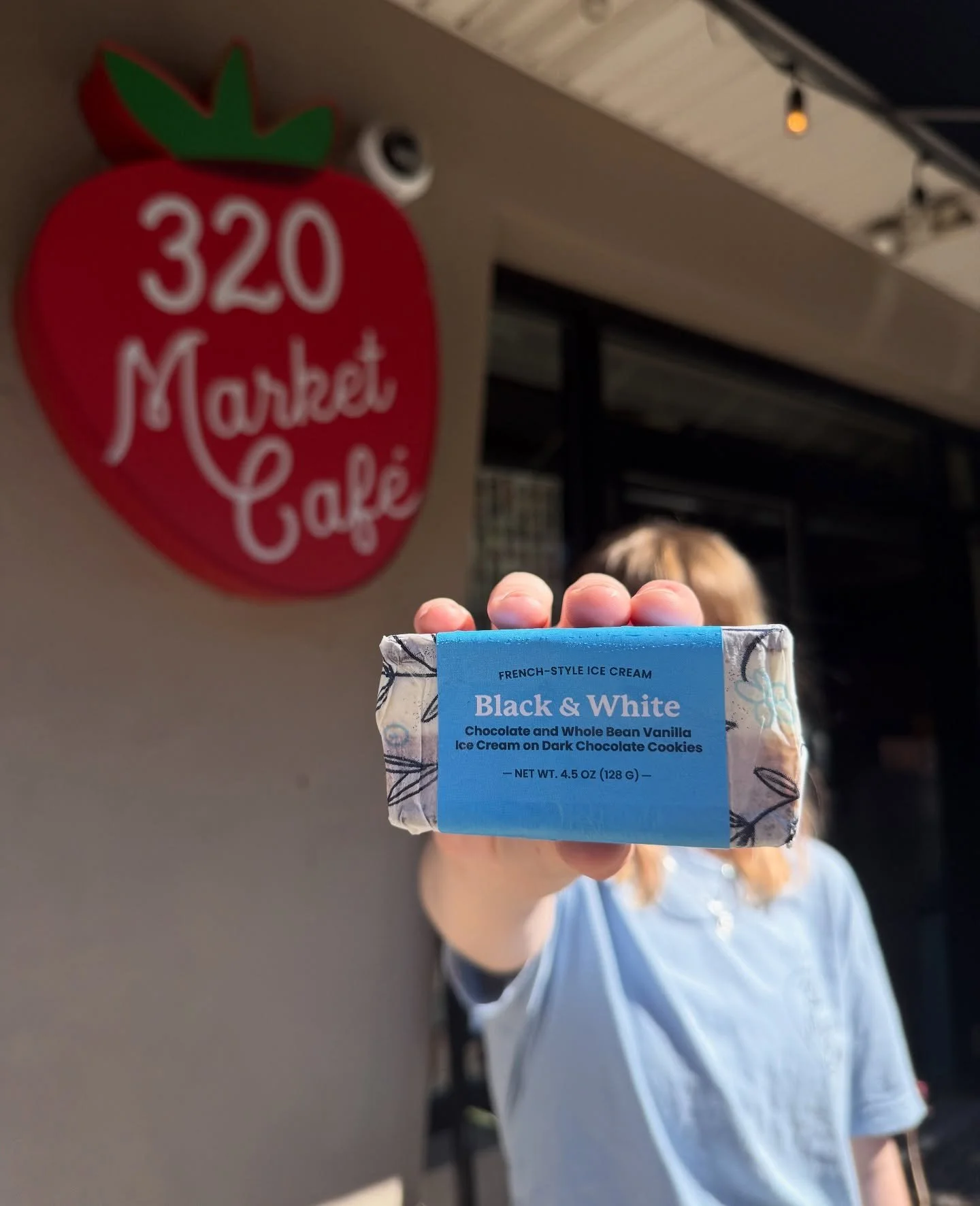You can grab our ice cream sandwiches at 320 Market Caf&eacute;, where fresh and handcrafted have been their mantra since day one. 

320 Market Caf&eacute; began in 1991 in Swarthmore, PA, founded by brothers Jack and Dave. What started with a passio