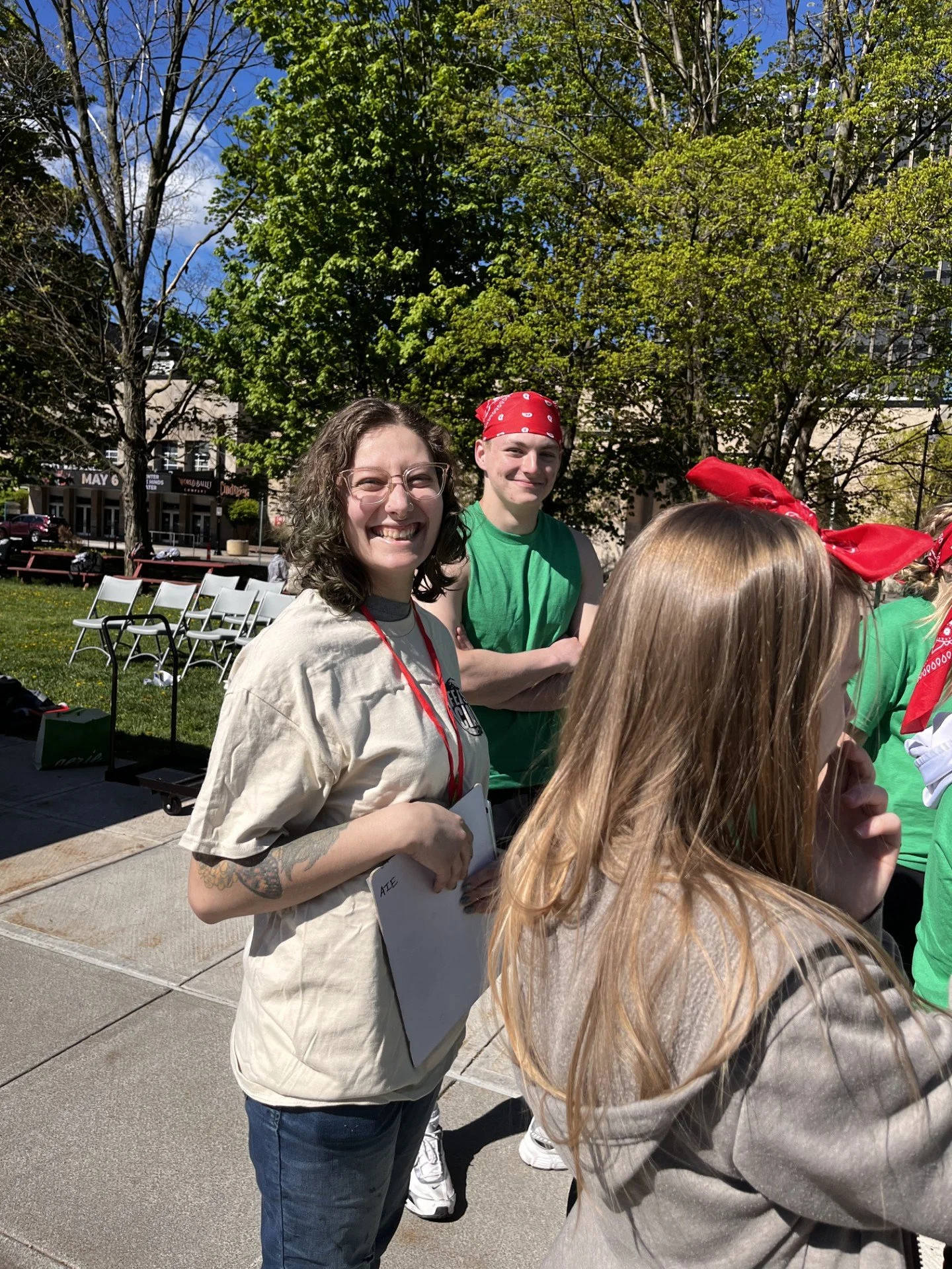 Judge Mel getting acquainted with her Fulton students.