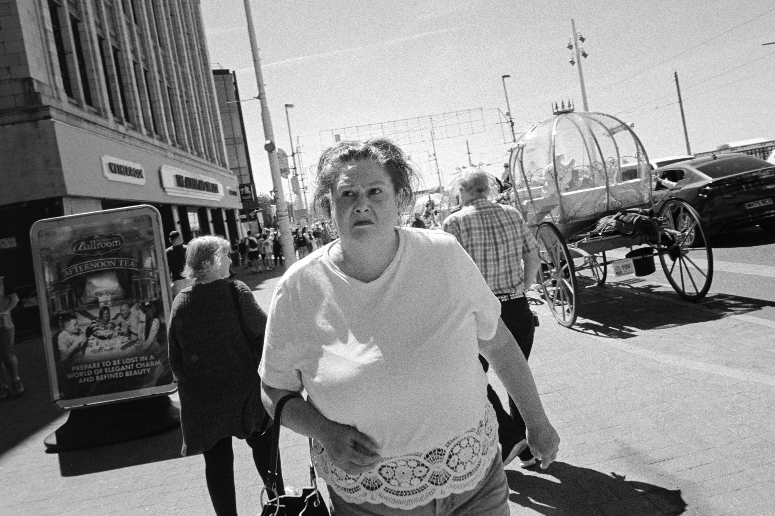 blackpool-street-photography-robert-watson-020.jpg