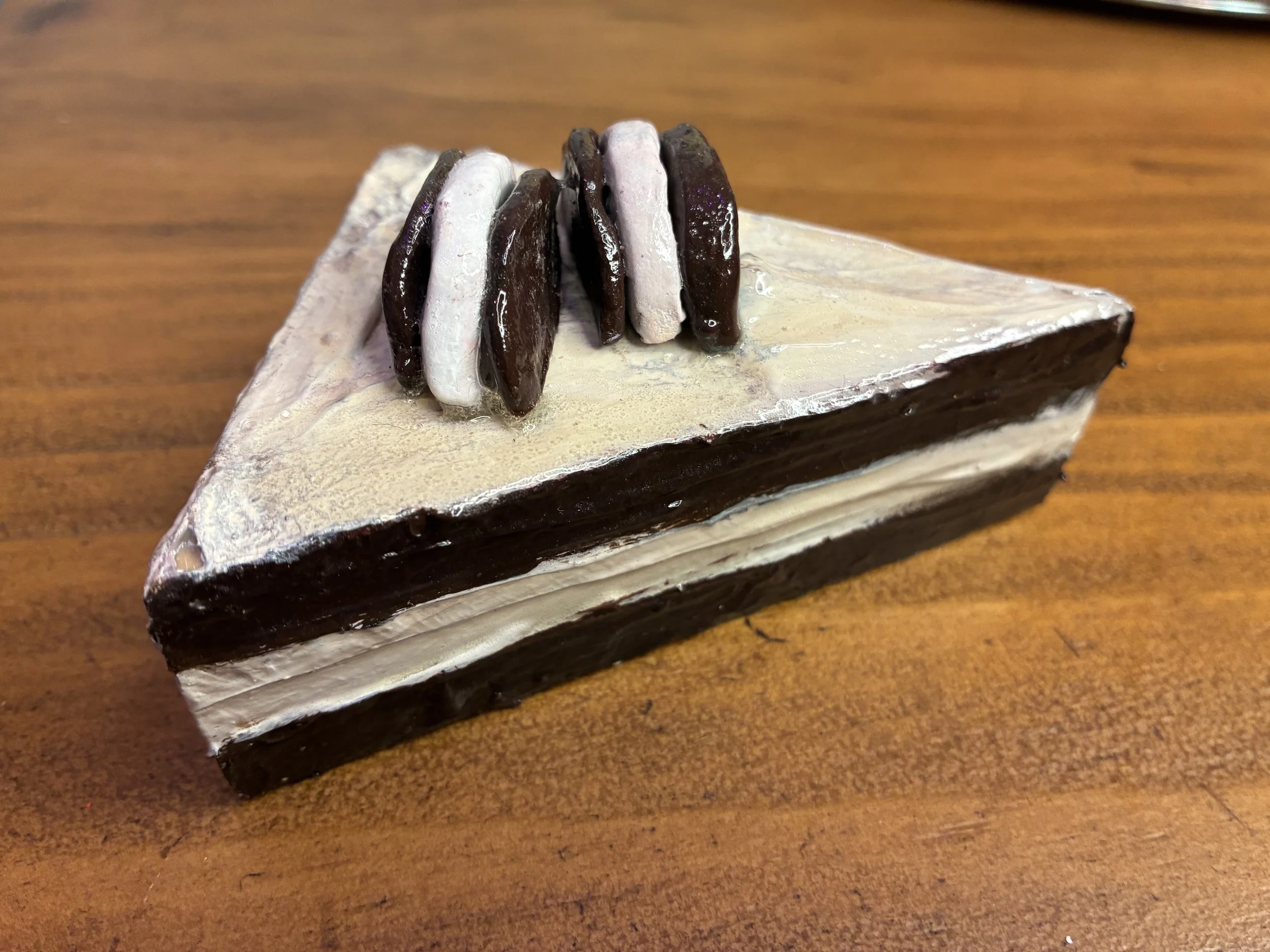 Oreo Cake Slice Large.jpeg
