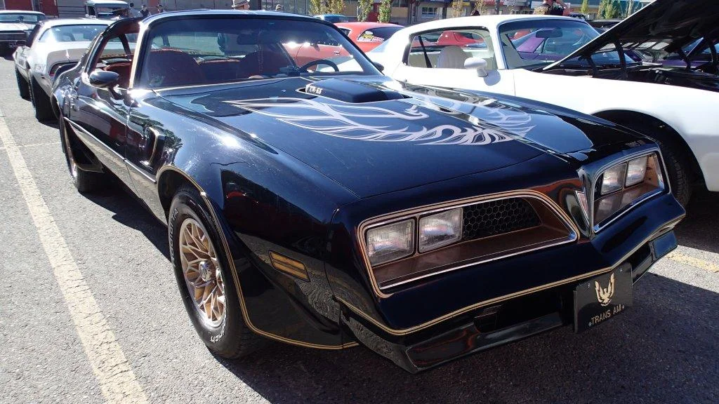 Firebird Show'n Shine at Hooter May 26, 2013 -- (29).jpg