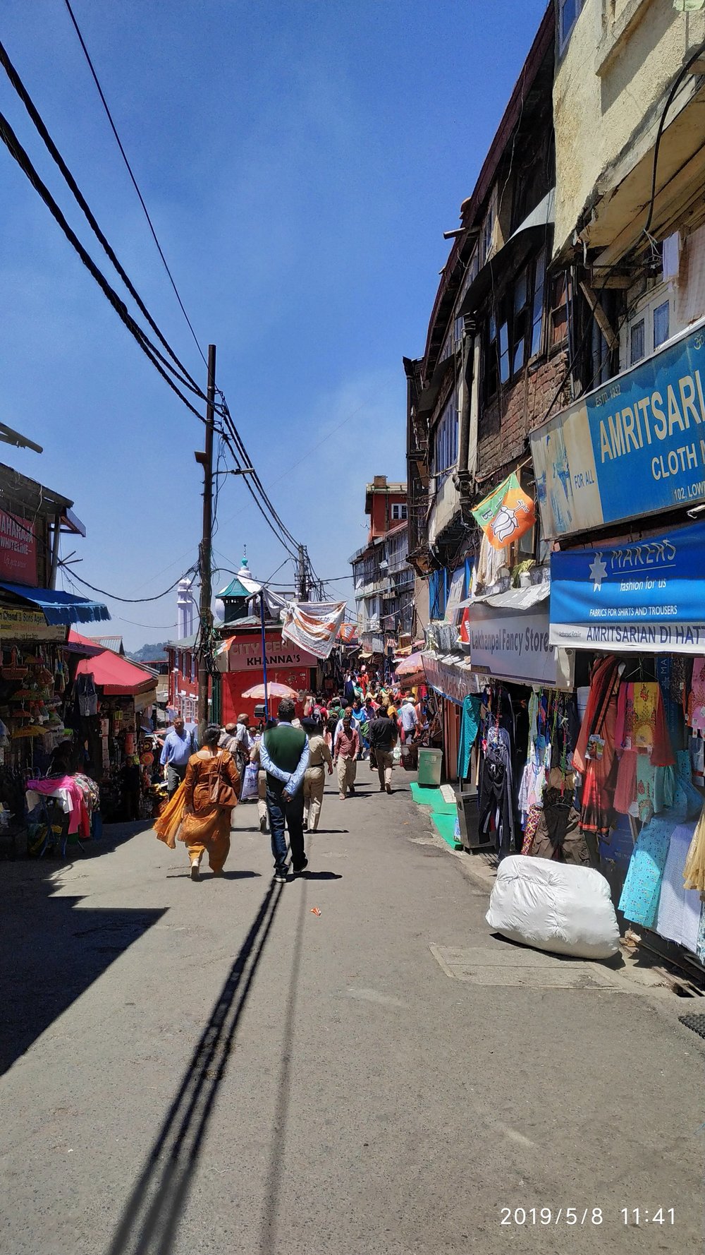 Entry to Lower Bazaar near Sher e punjab 