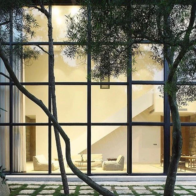 #interior_design #beautifulhomes  #homedecor  #contemporary #interiordesign #contemporaryhomes #interiordesigner #homedesign #classyinteriors  #dreamhome #designcrush  #interiorarchitecture  #luxurydesign #luxuryliving #architecture