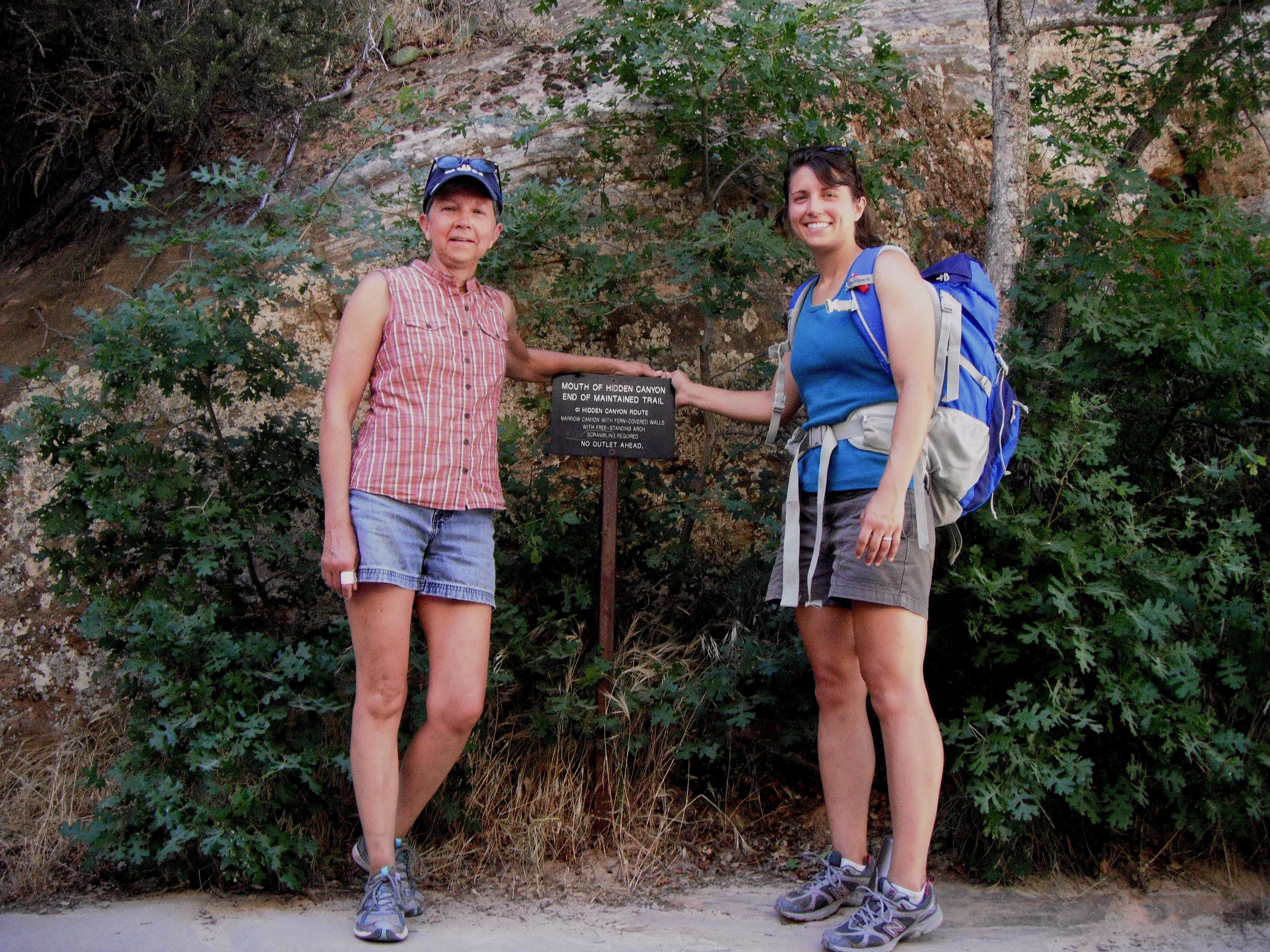 Jennifer (left) and Jessica (right) are two of Fork & Spoon’s most dedicated & caring volunteers