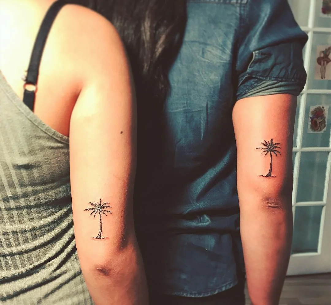 Mini_matching_palm_trees___.jpg