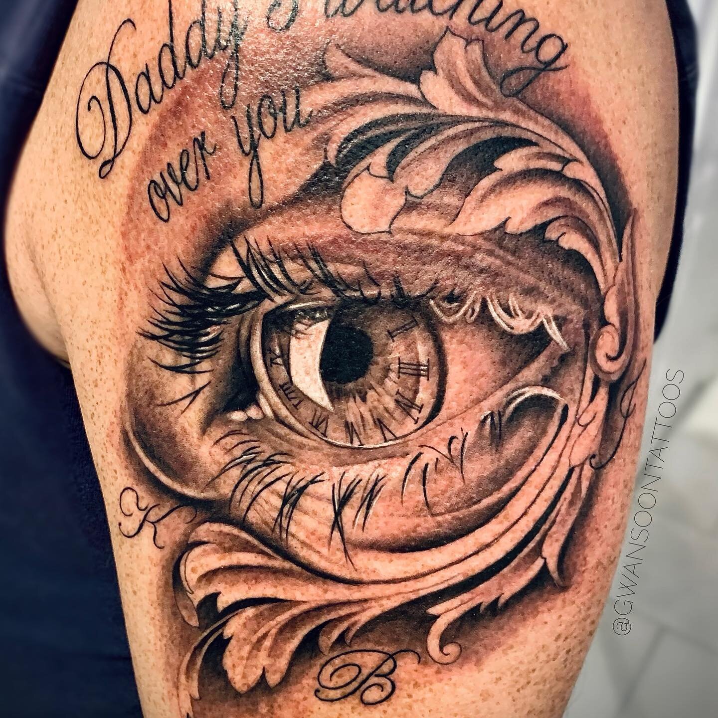 Eye Tattoo design with initials done on arm _________________________________________________ 

Follow us @gwansoontattoos ✍🏼

Artist - @jina.gwansoontattoos
_________________________________________________

☎️ 1-416-909-9055
📩 info@gwansoonleetat