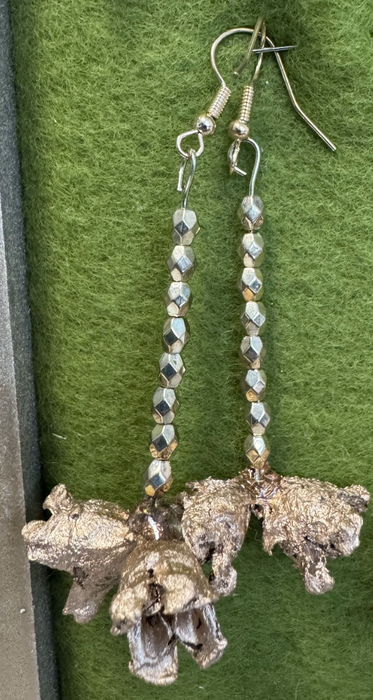 Gold dangle earrings