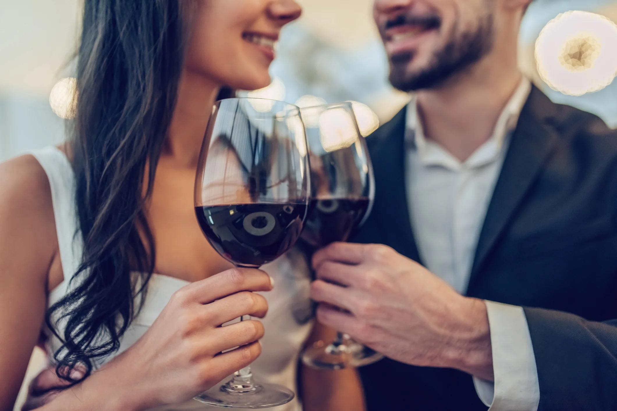 DINING SPECIALS & RESERVATIONS Need reservations or happy hour specials +