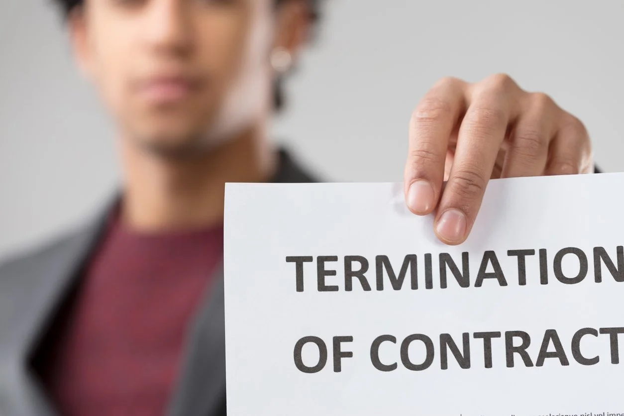 Employer's Failure to Comply with Contractual Notice Requirement Does Not Void Contract