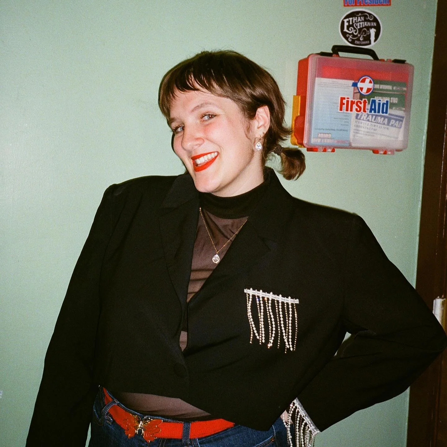 Double gig weekend! ⚡️

11/15 - @ameschapel , Hingham, MA w/ Echo Bridge (sold out)

11/16 - house show, Brighton, MA w/ @denvernuckollsmusic and @cam__gilmour , DM for address. 

11/19 - wednesday co-bill with @jakeklar_ has moved to a house show in