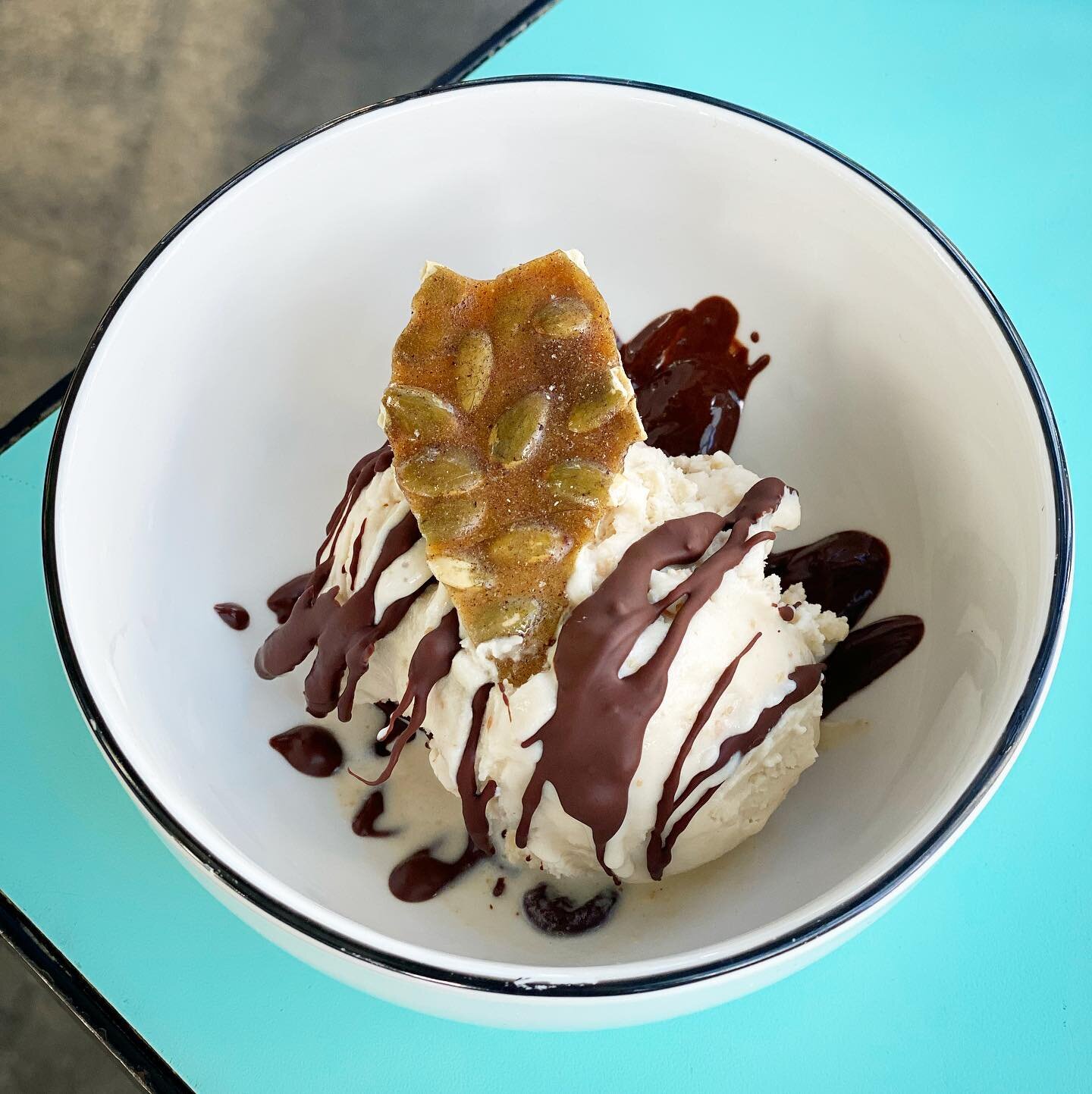 This one&rsquo;s for all you ice cream lovers!!! #happyfriday 

We can&rsquo;t get enough of our seasonal Mazap&aacute;n Ice Cream w/ a dark mole chocolate sauce &amp; pasilla pepita brittle! 

The ultimate weekend treat that pairs extremely well fol