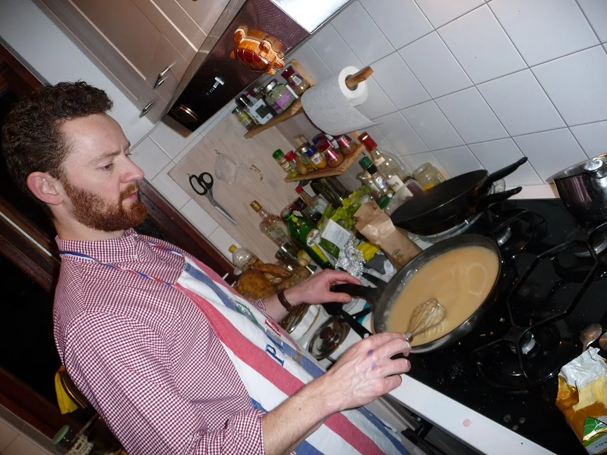 Preparing gravy