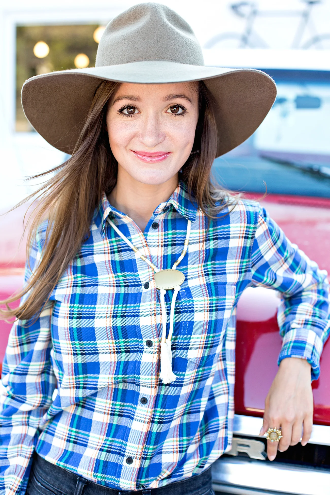 How to Plan a Creative Editorial Shoot for Your Blog // Part 4: How to Work with Your Blog Photographer