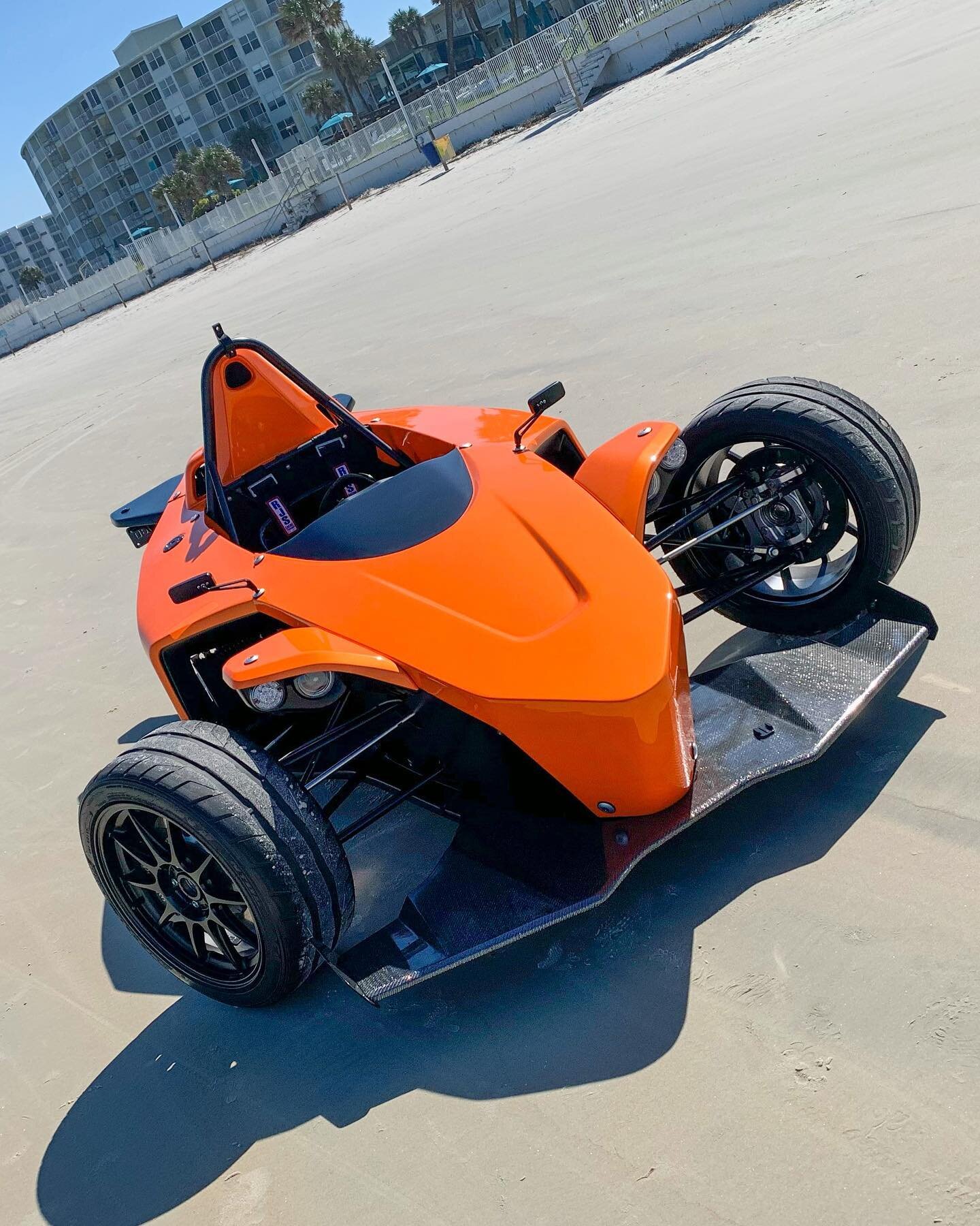 Thinking back to our spring break road trip to #daytonabeach and wishing we were back in the sunshine state for the Miami GP this weekend! 
&bull;
#corsoconcepts #corsocalifornia #trike #autocycle #reversetrike #kitcar #builtnotbought #sportscar #sup