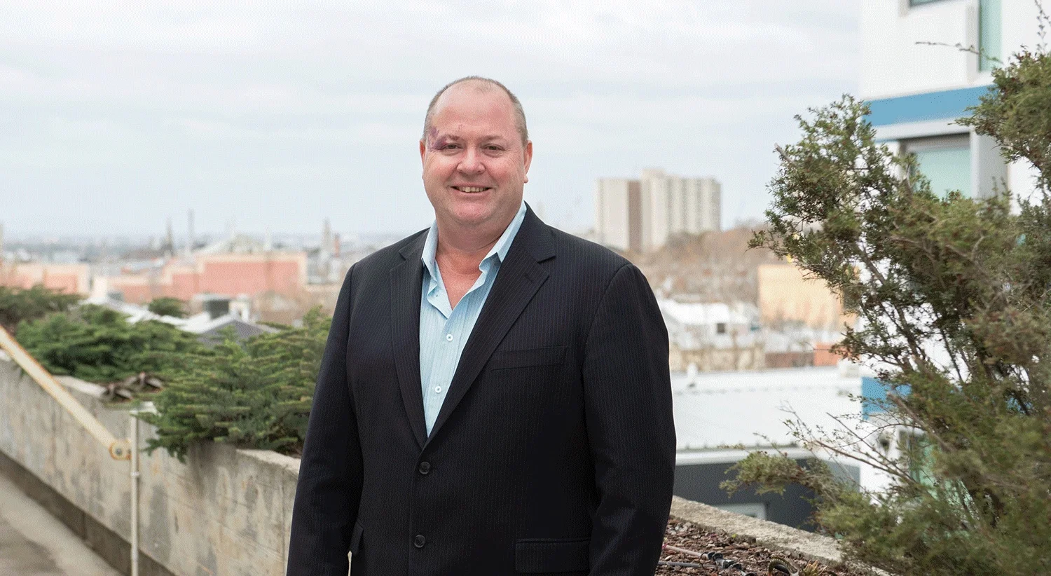 Gary Johnston on top of the world after winning a Queen’s Birthday Public Service Award in 2018. Image: ©AuScope.