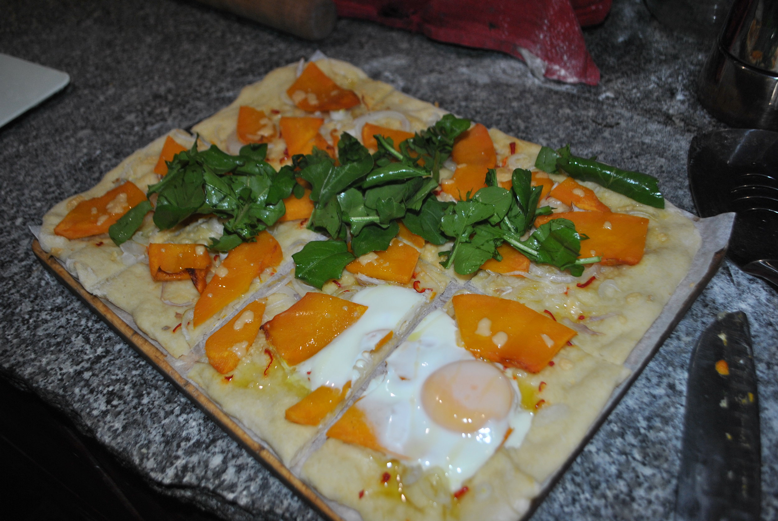 Delicious VEG staples #3: Home made pizza