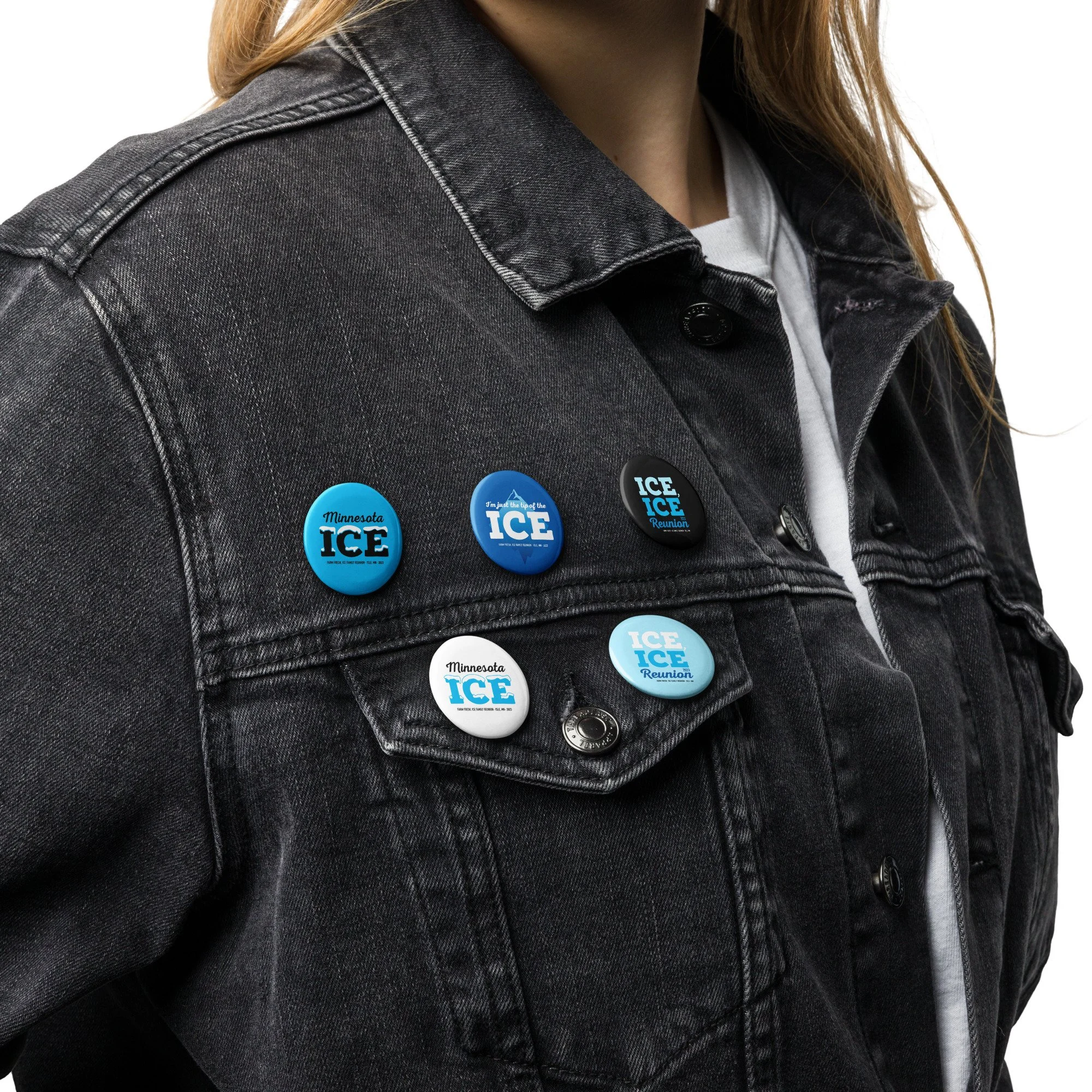set-of-pin-buttons-white-1.25-front-648726be08675.jpg