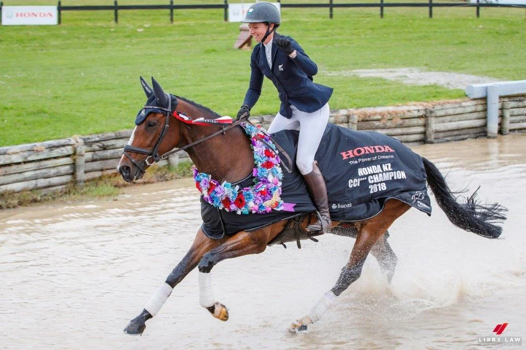 Samantha Felton and Ricker Ridge Divine Right. Picture by Libby Law Photography.